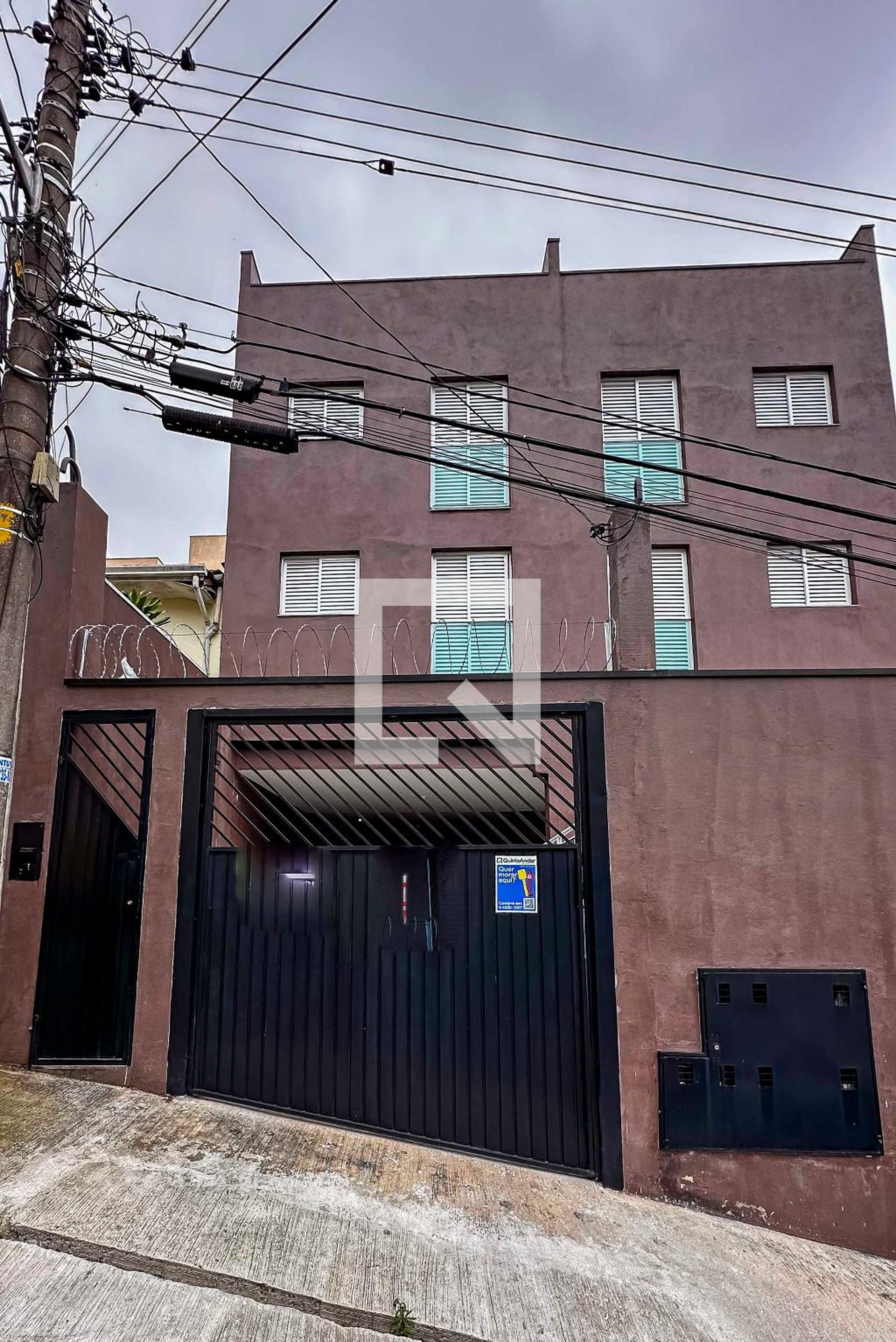 Fachada Condomínio em Rua Corrêa Sampaio, 66