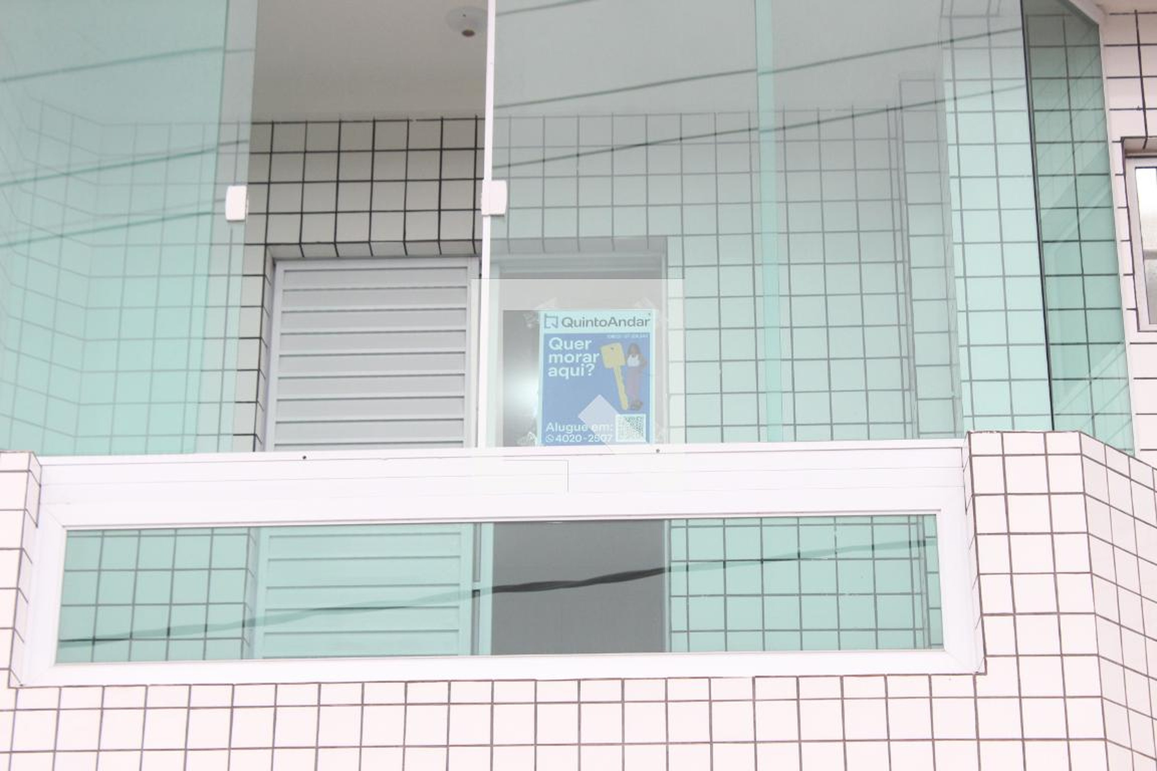 Fachada Condomínio em Rua Amilcare Rienzi, 25