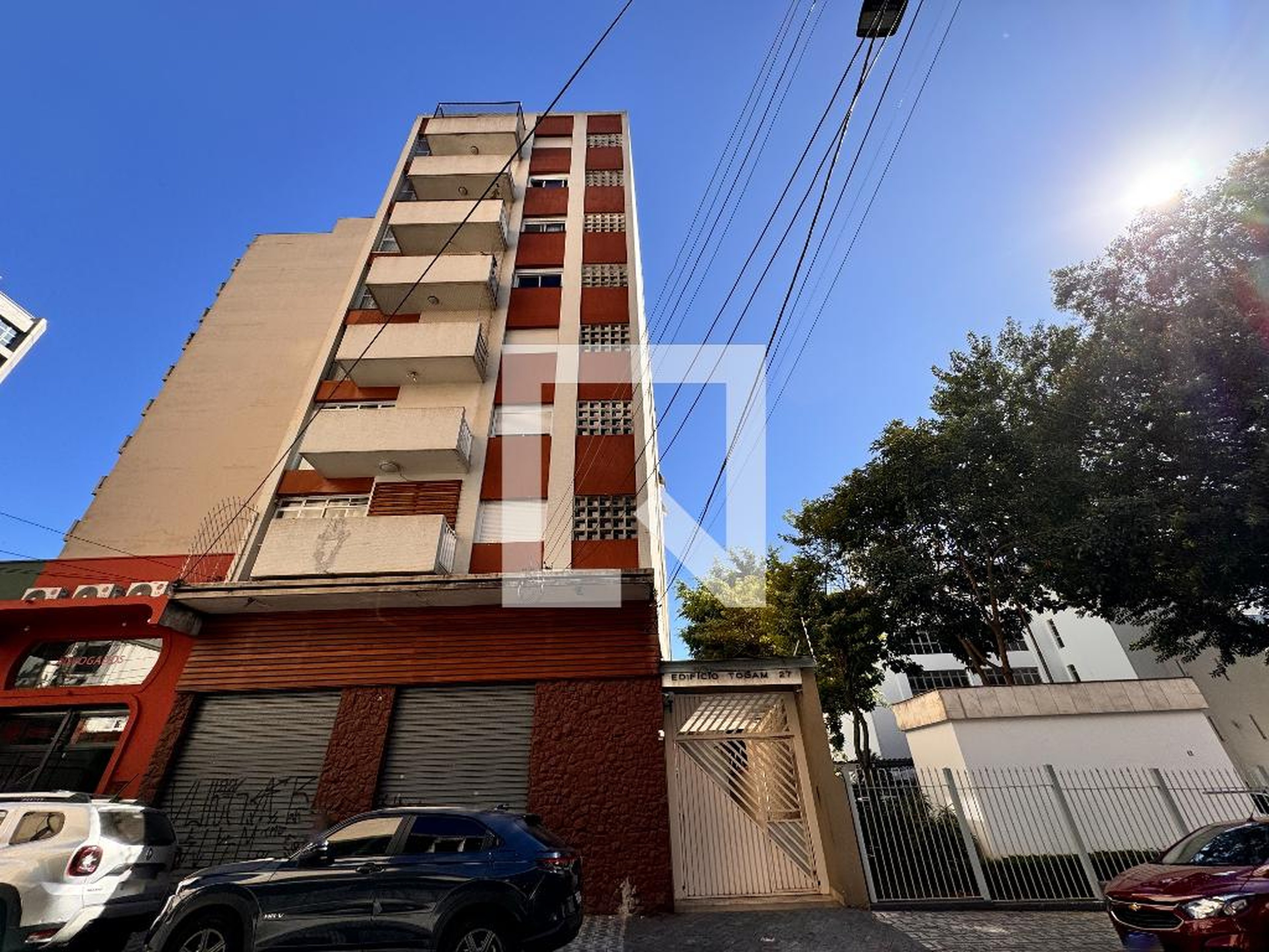 Fachada Condomínio em Rua Primeiro de Maio, 27