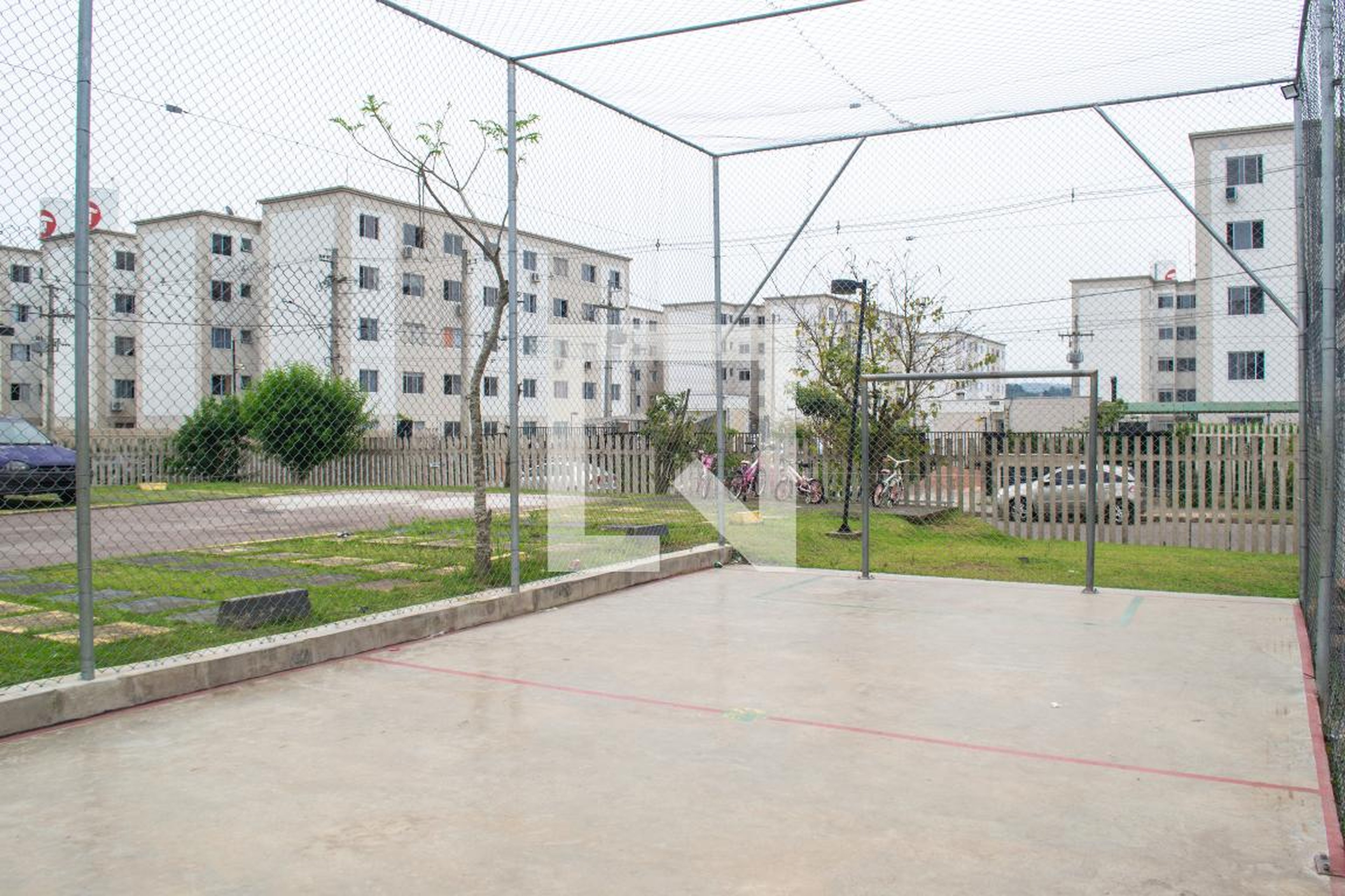 Quadra poliesportiva - Província do Porto