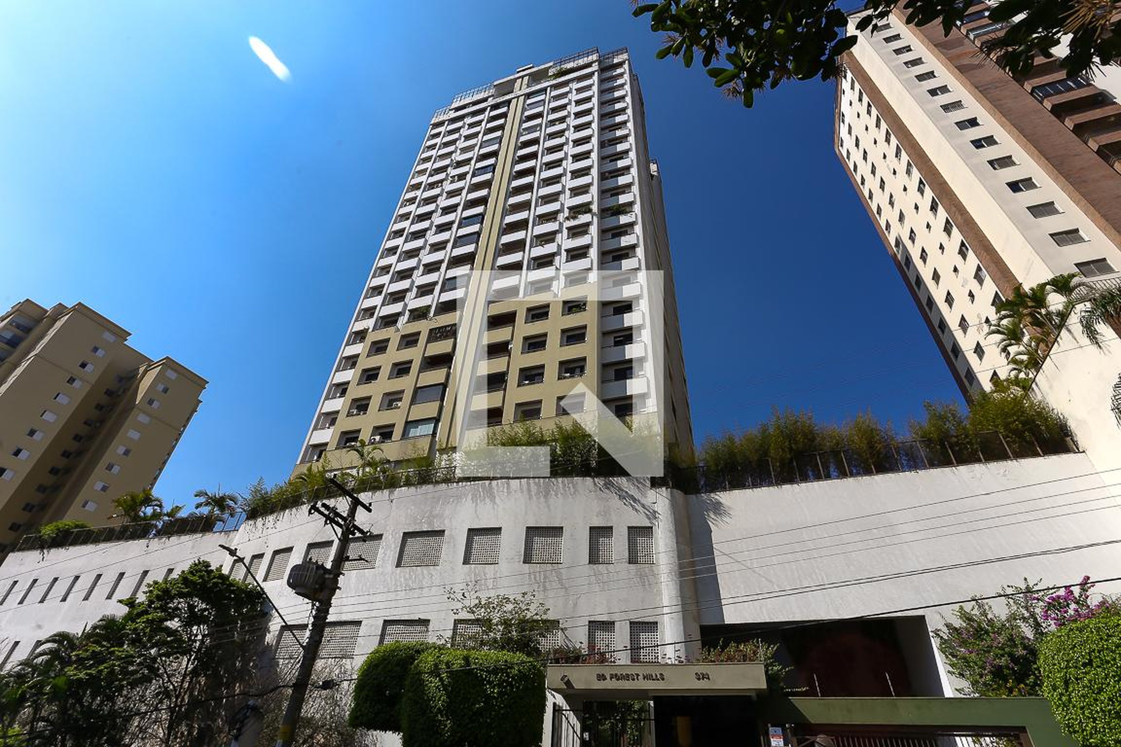 Fachada Condomínio em Rua Doutor José de Andrade Figueira, 274