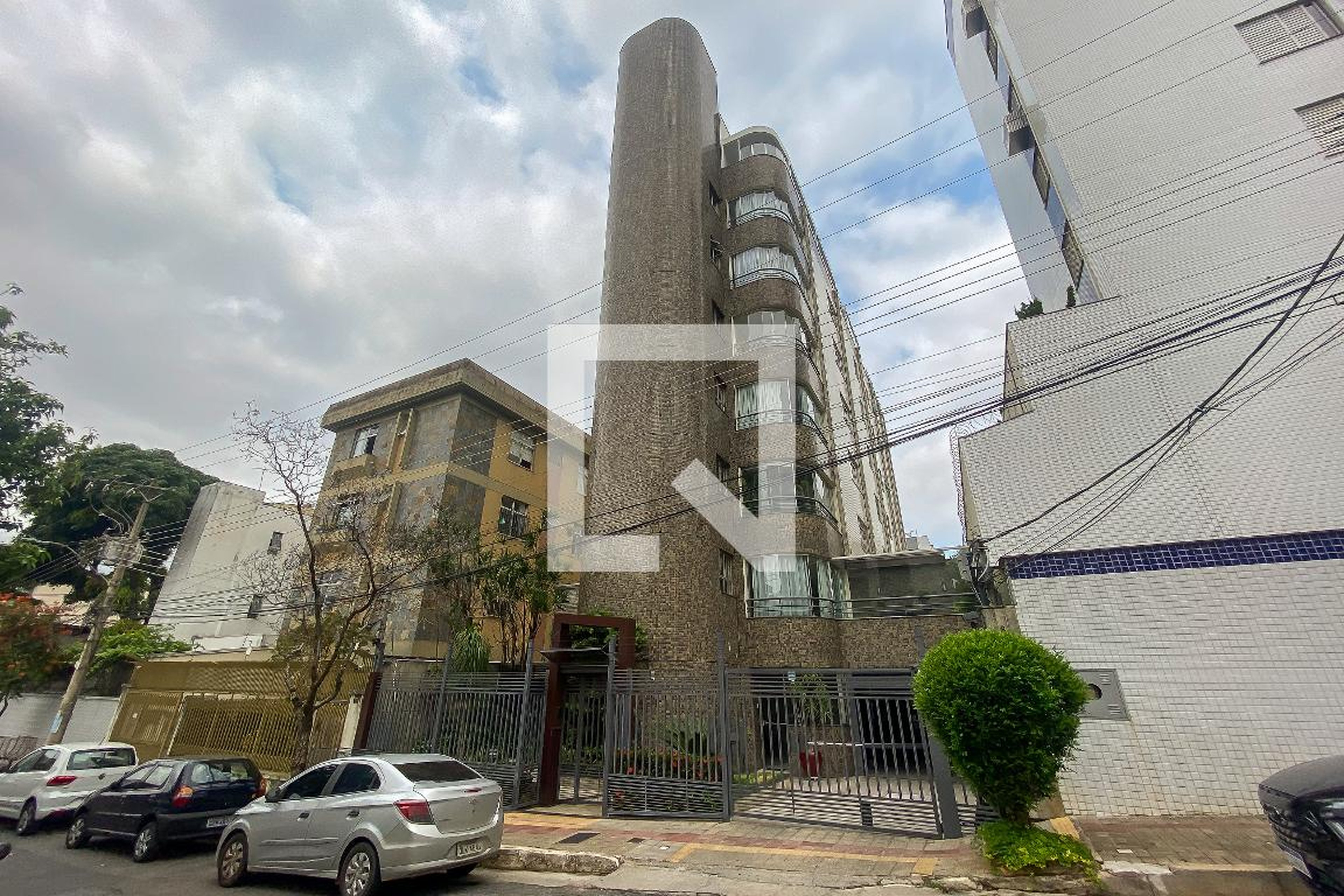 Fachada Condomínio em Rua Dom José Pereira Lara, 367