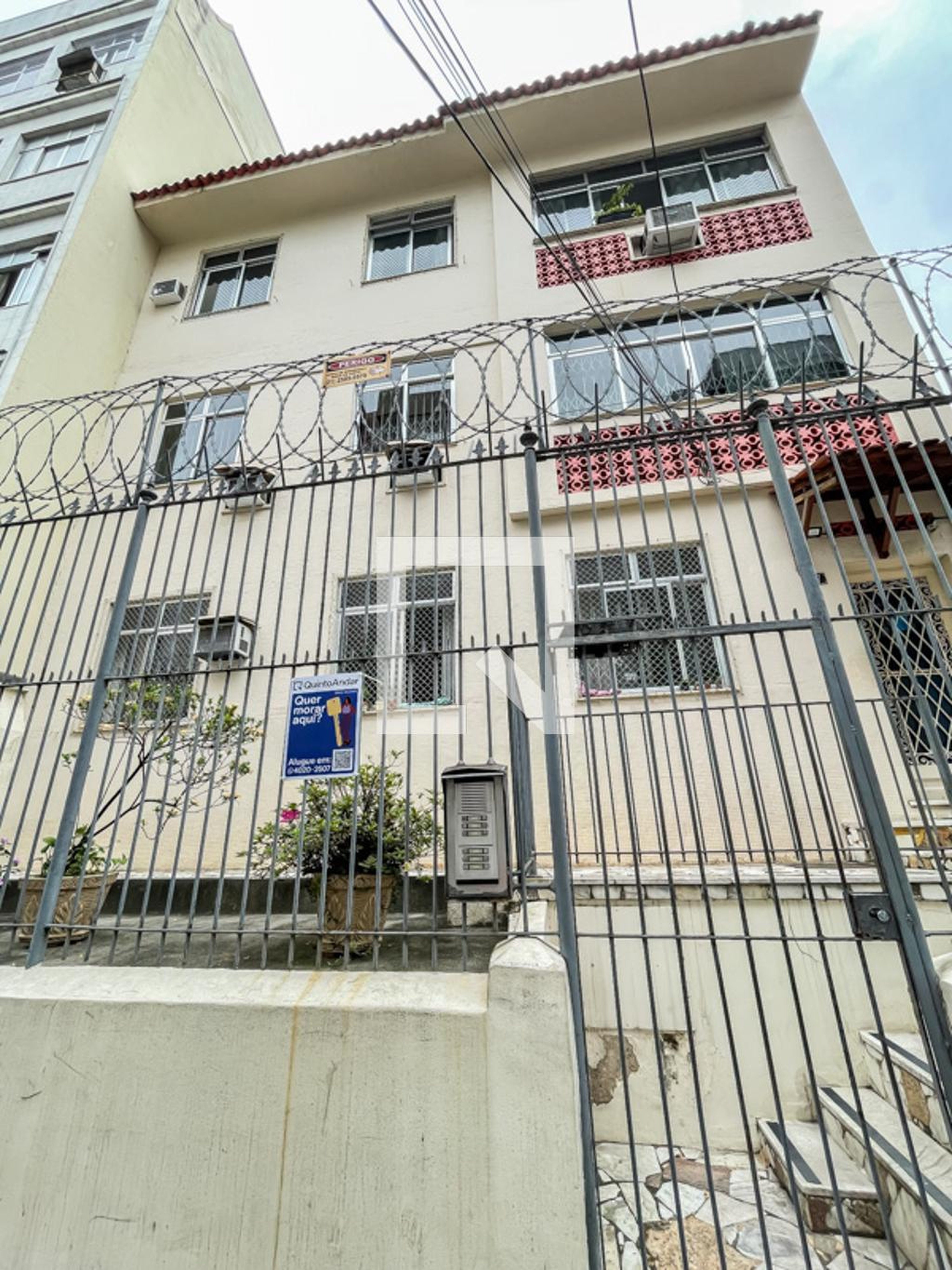 Fachada Condomínio Pirassinunga