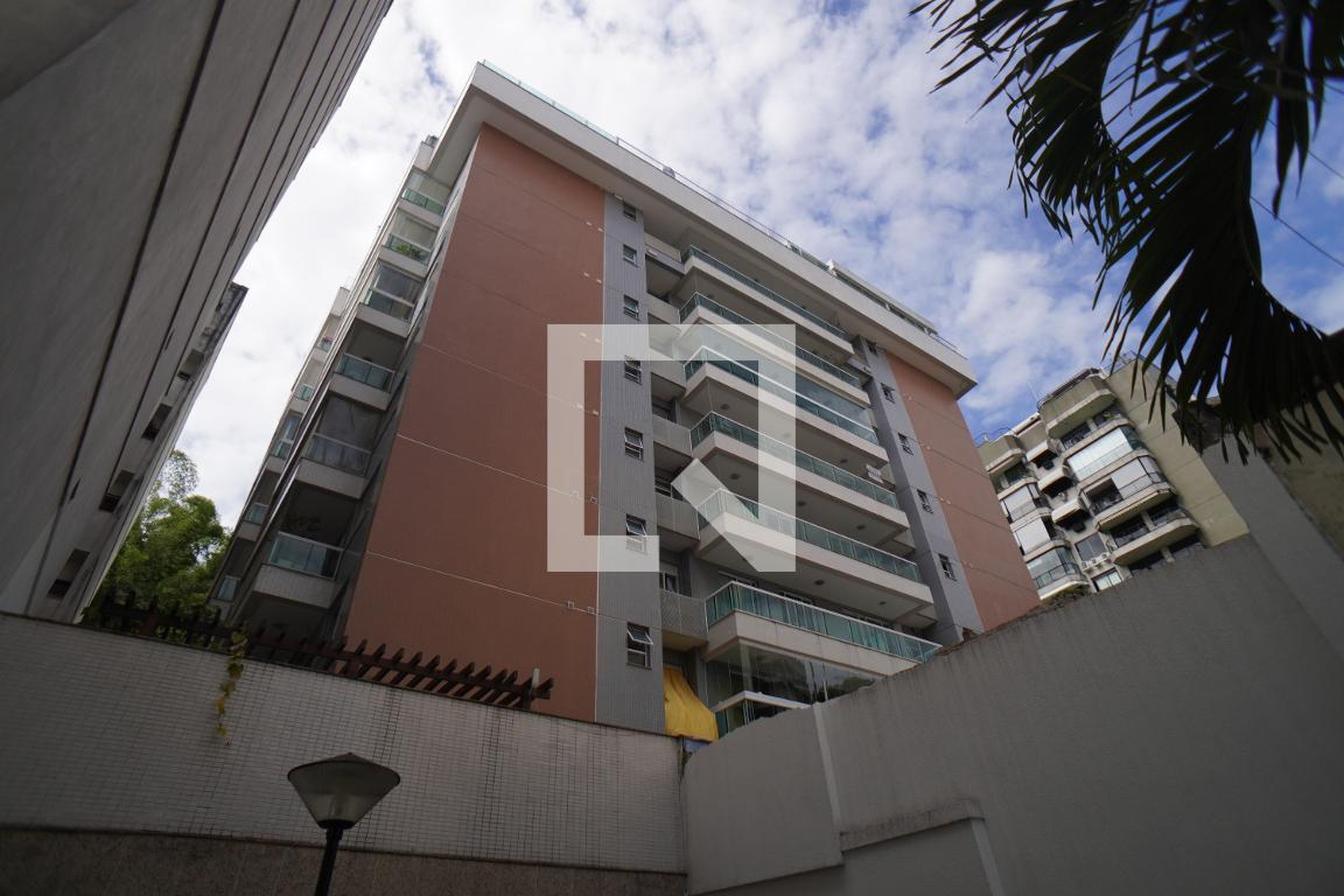 Fachada Condomínio Maggio