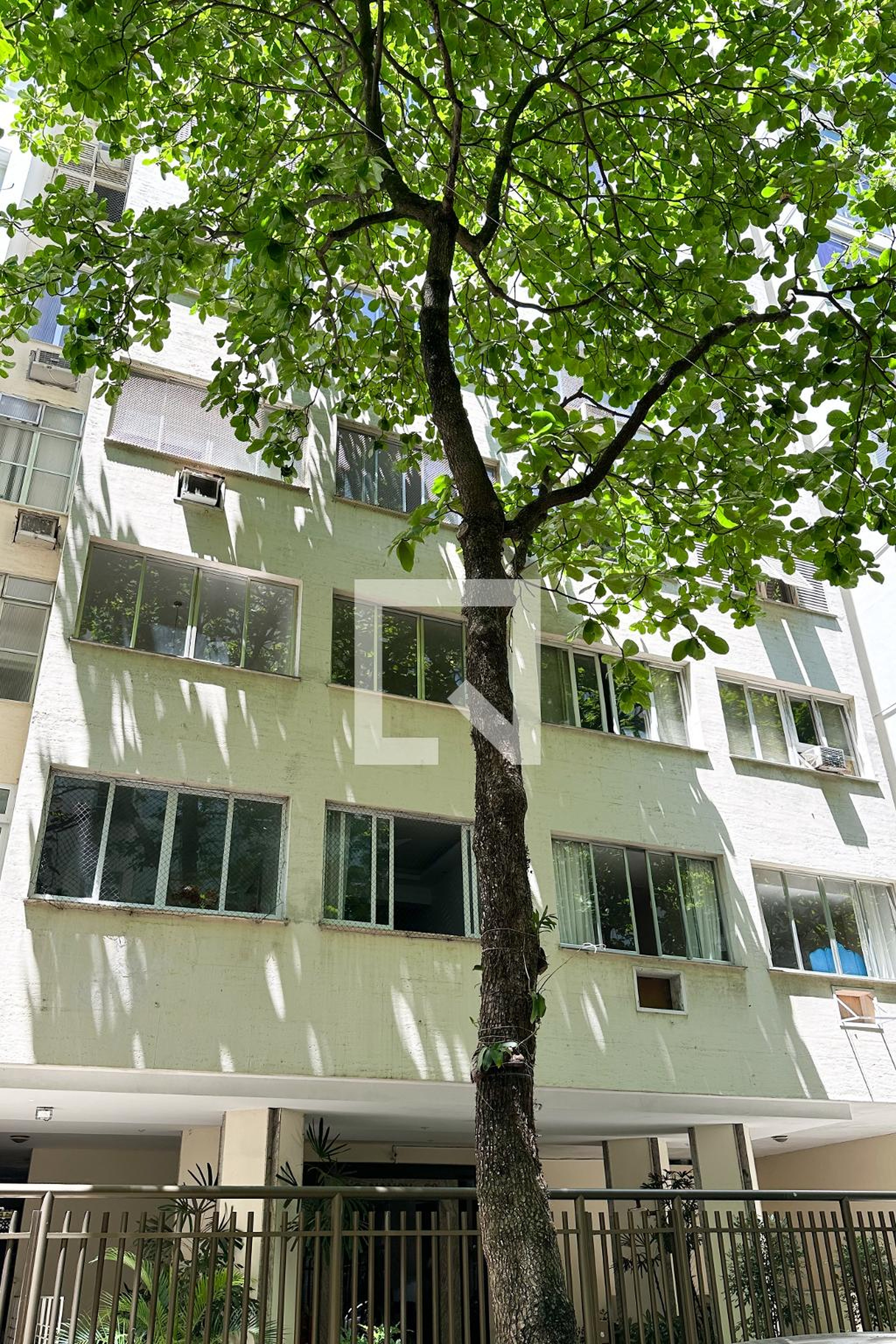 Fachada Condomínio Nanci