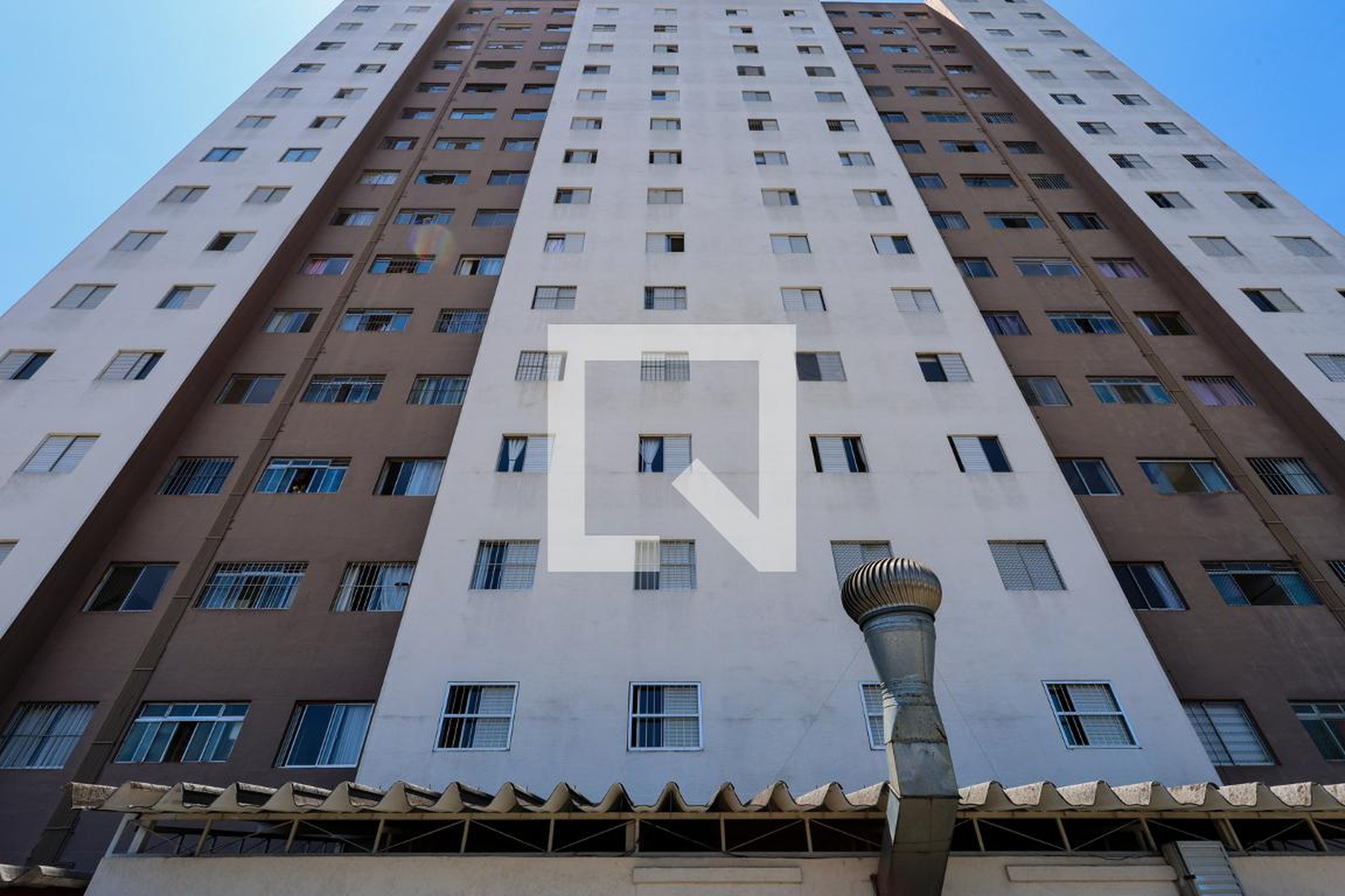 Fachada do prédio Condomínio Thebas