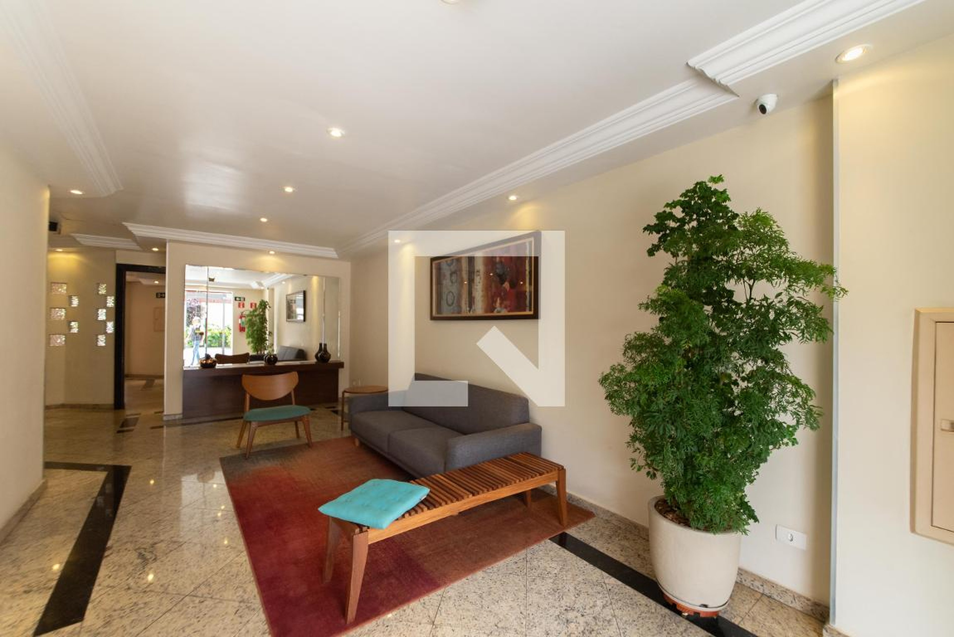 Hall Social - Fifth Avenue