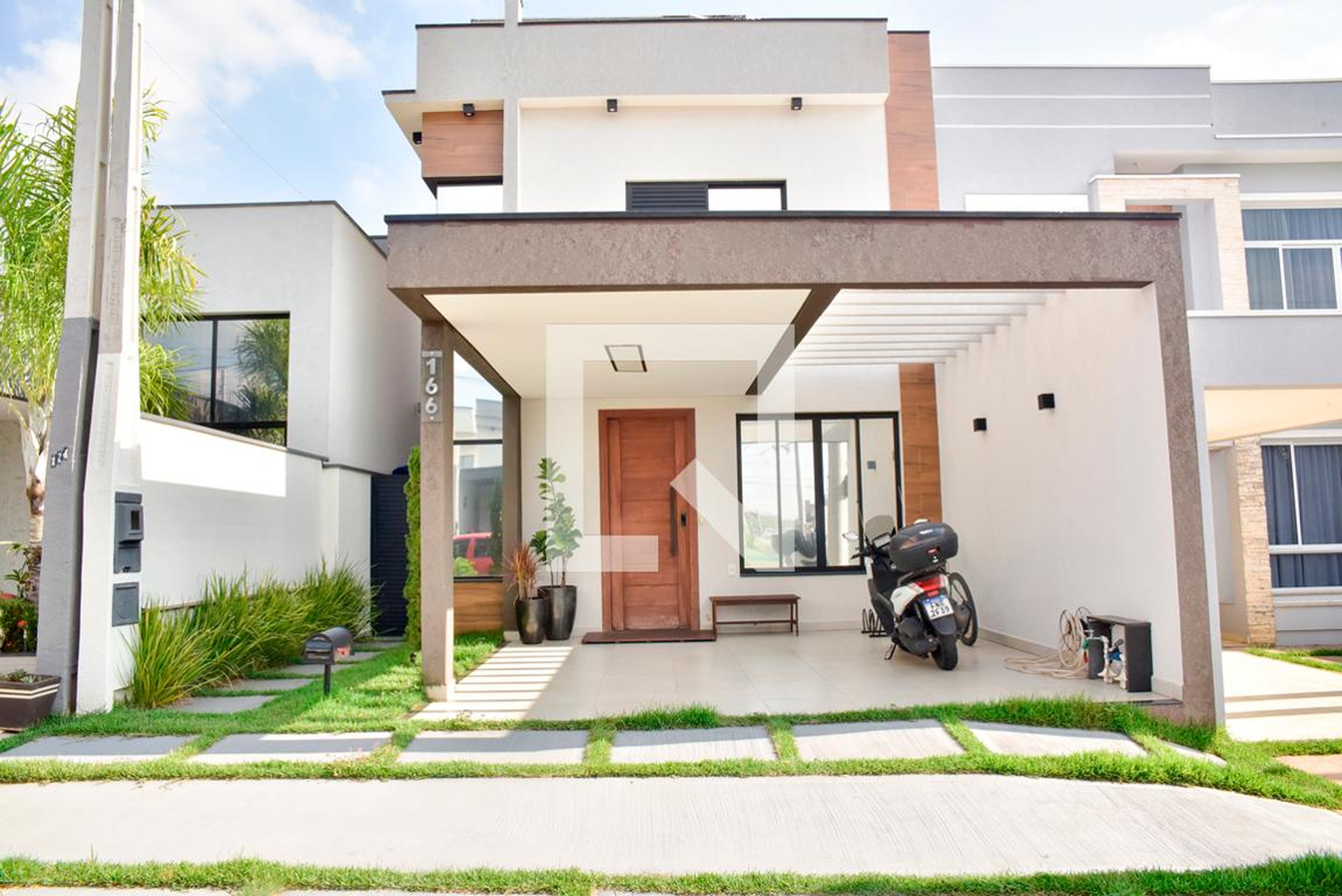 Fachada Condomínio Jardim dos Impérios Vila Ytú