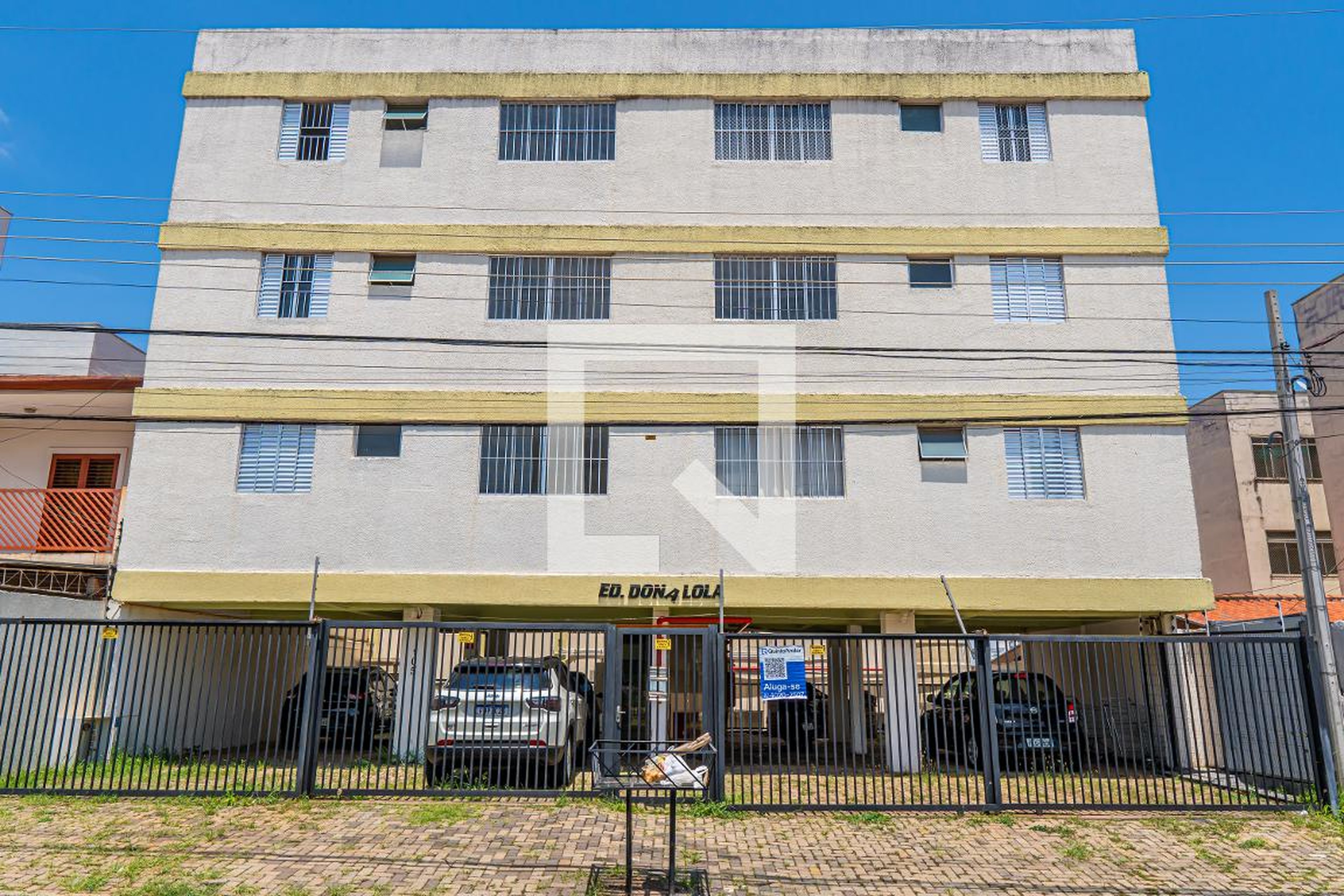 Fachada Condomínio Dona Lola