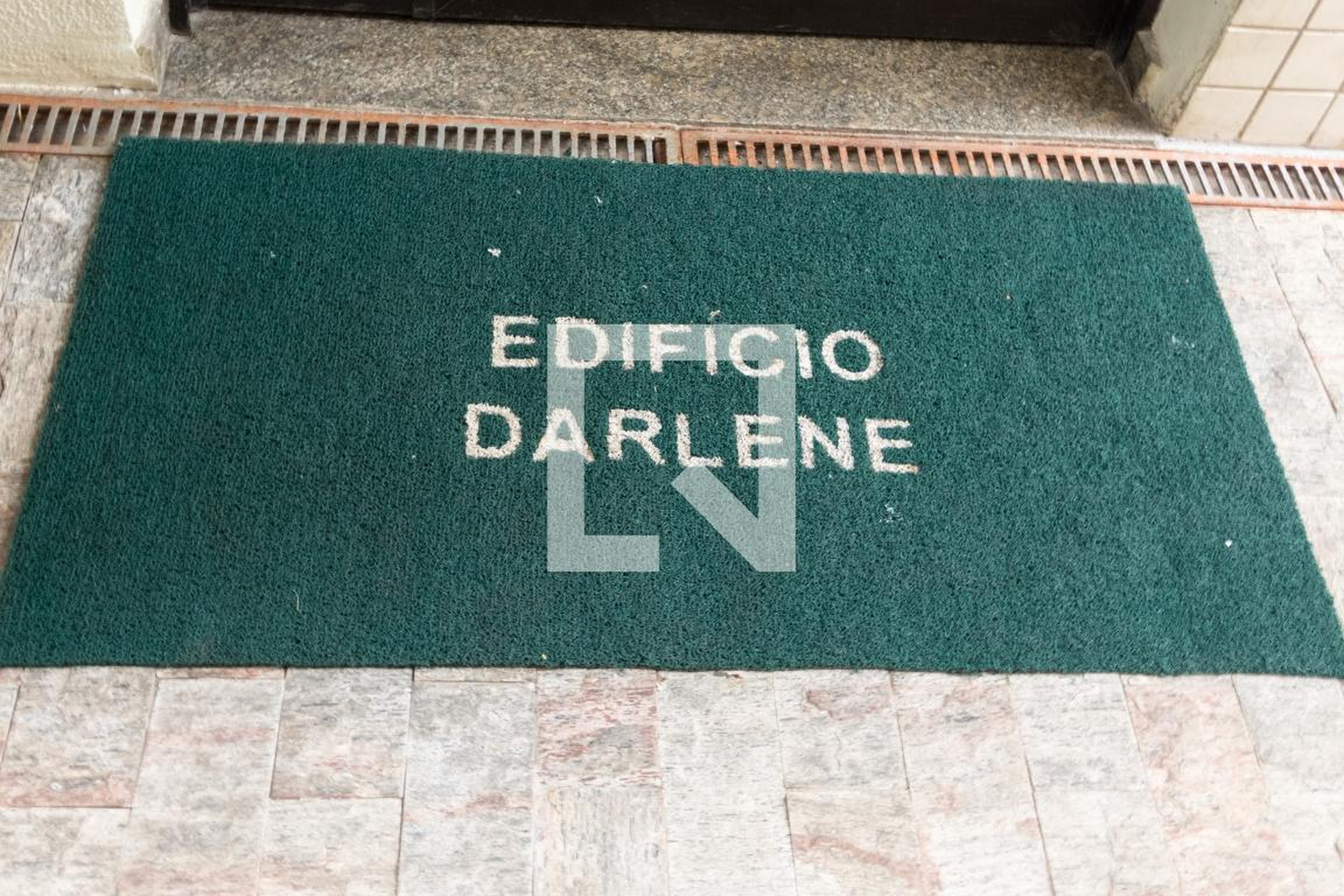 Entrada - Darlene