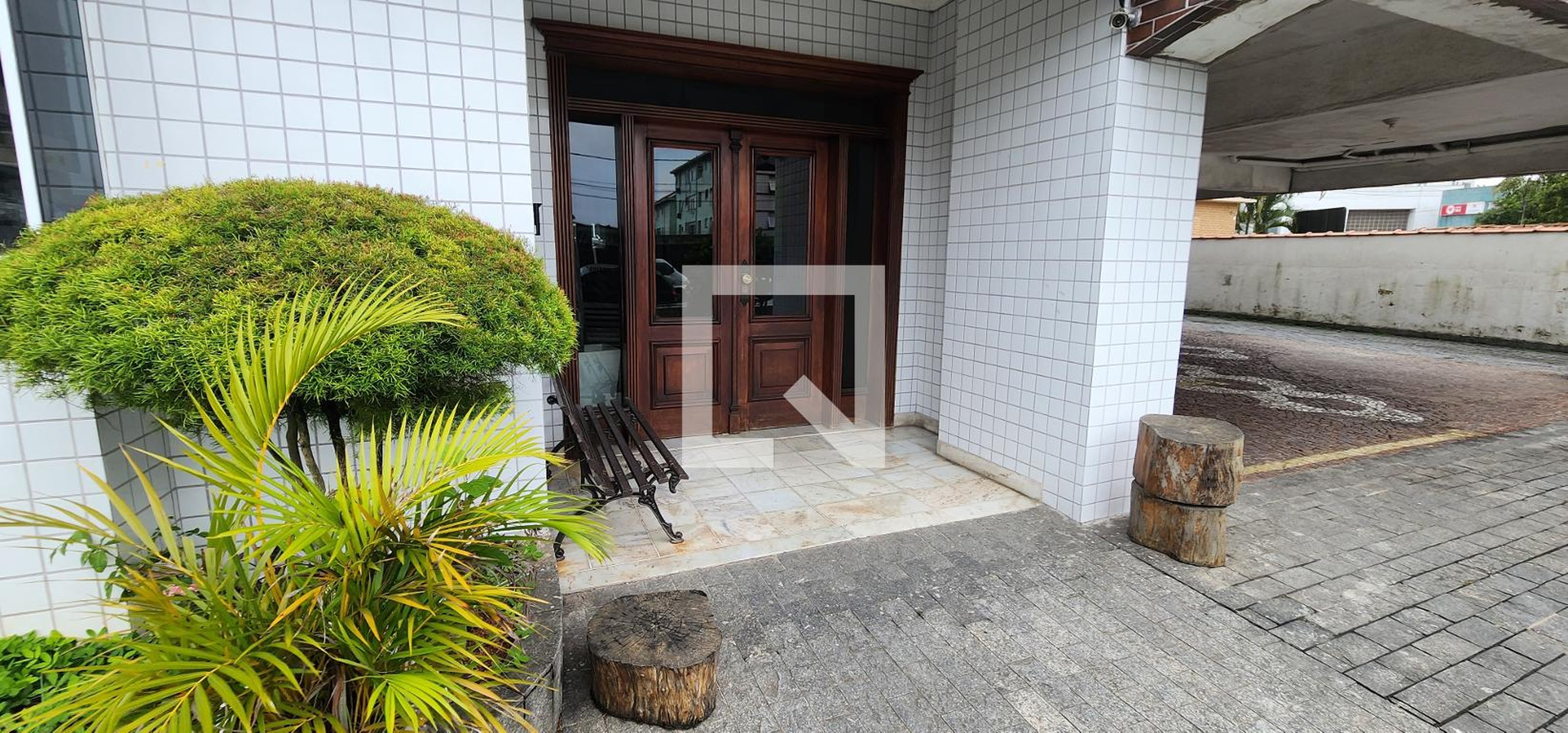 Hall de Entrada - residencial Tamoios