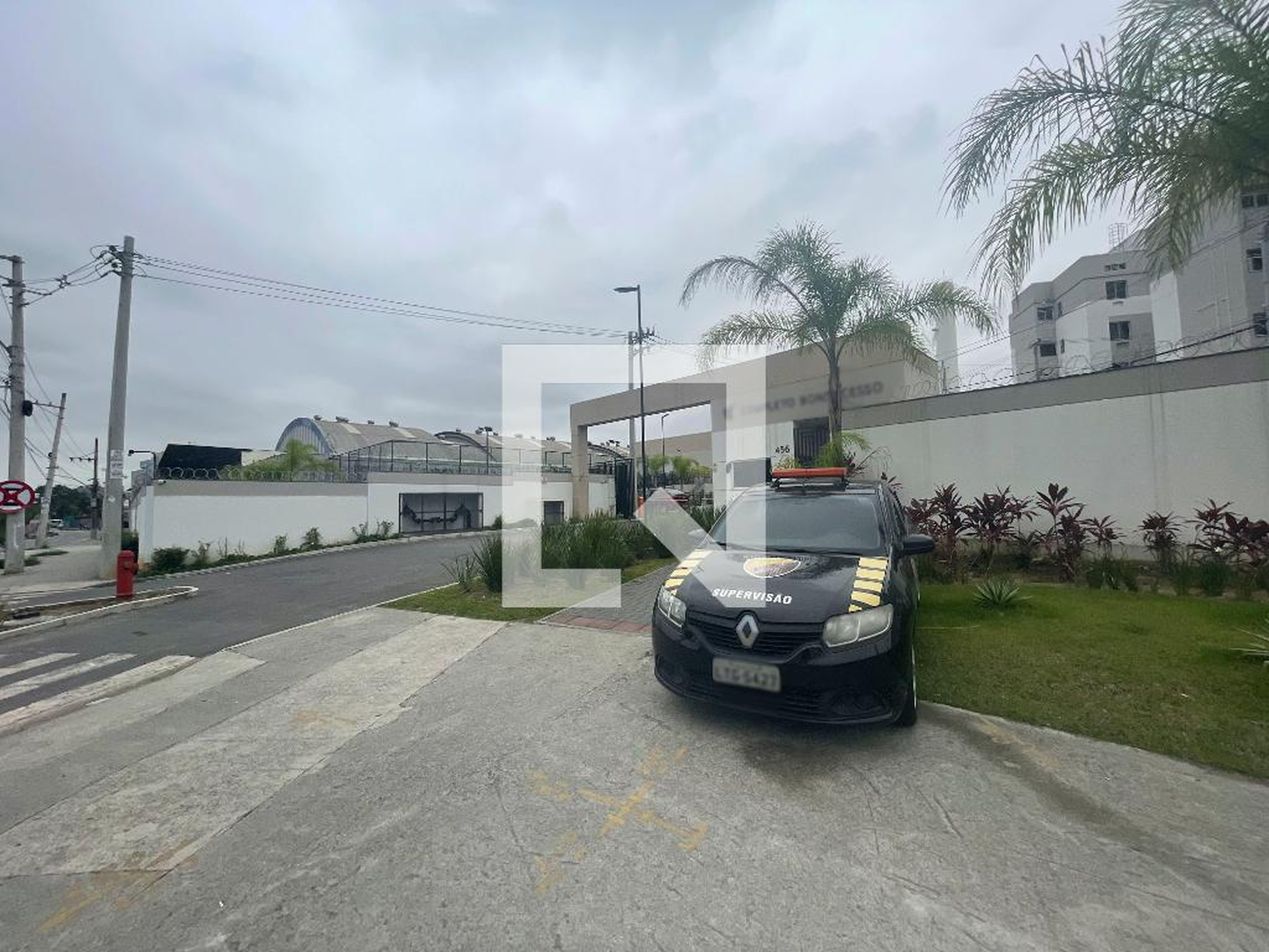 Fachada Condomínio em Rua Engenheiro Arthur Moura, 0