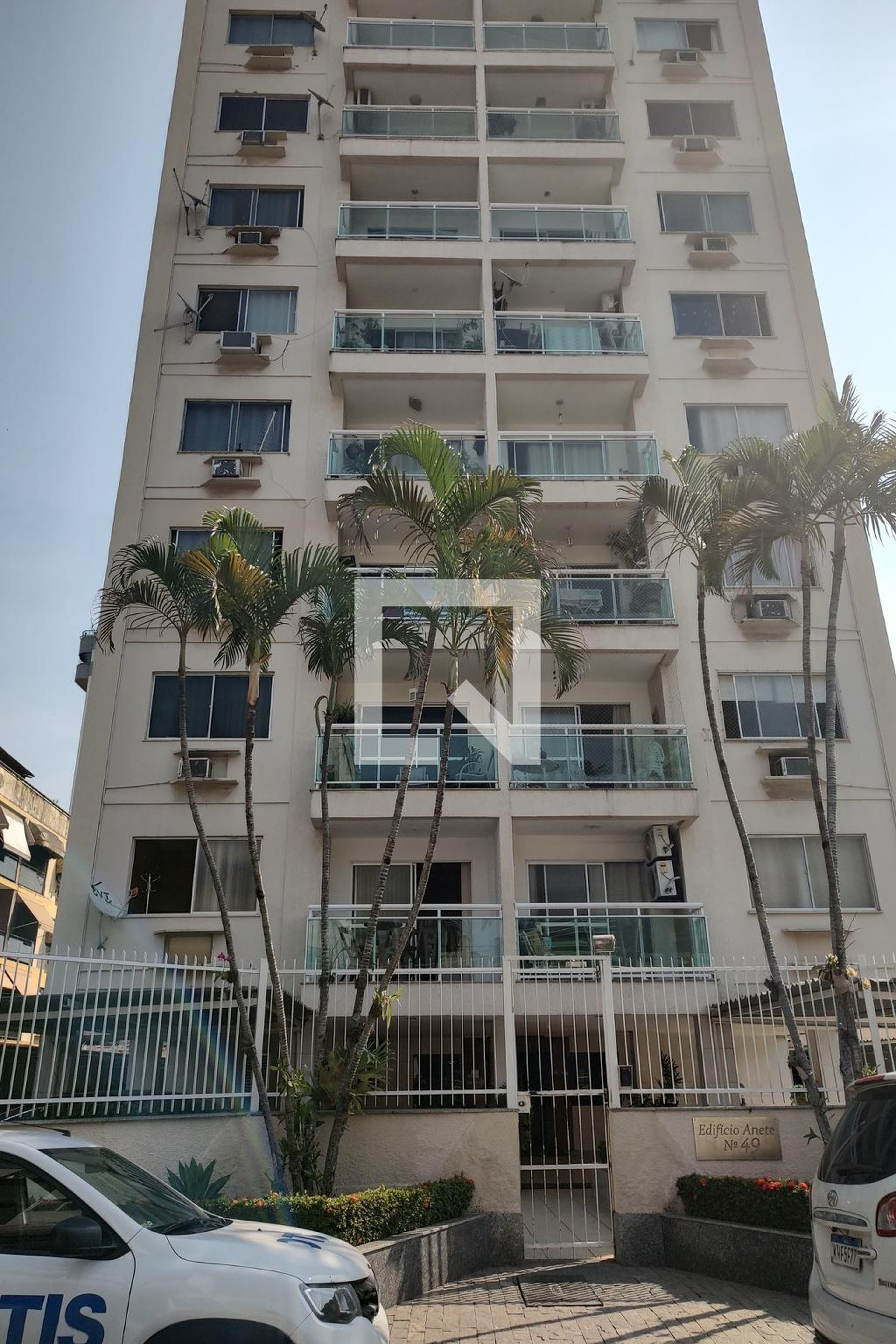 Fachada Condomínio em Rua Tauá, 49