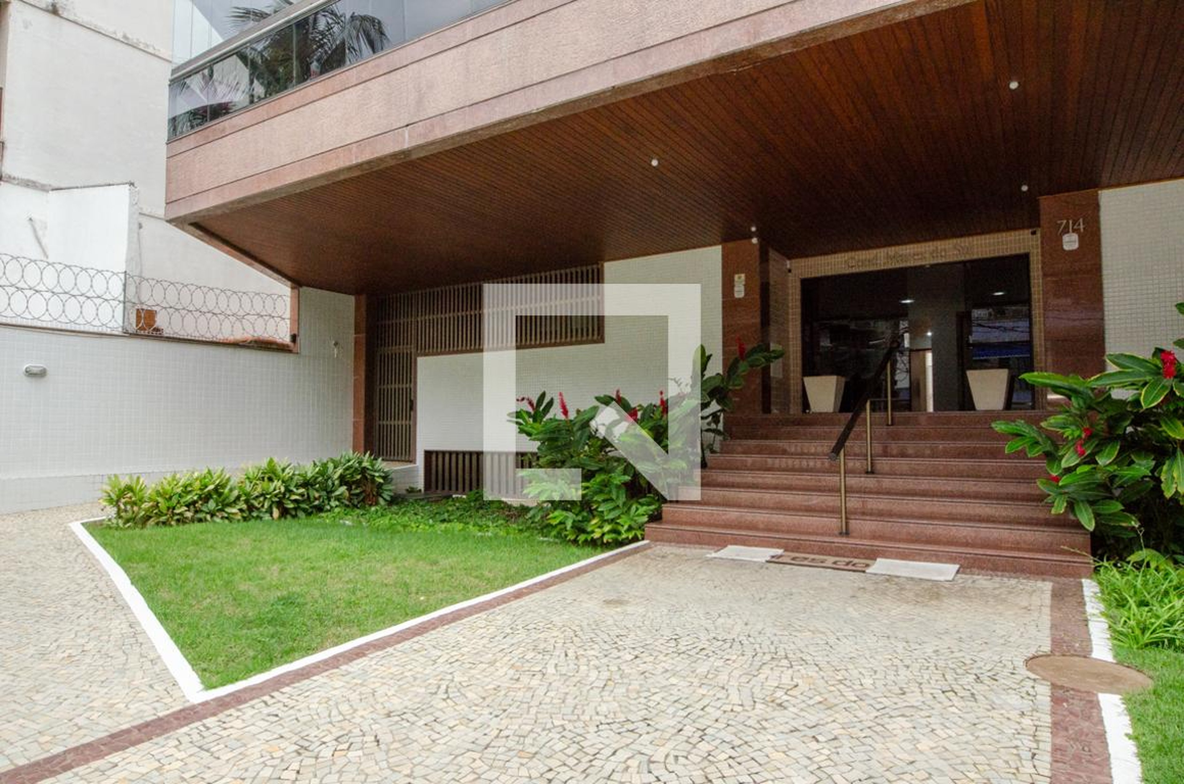 Entrada - Mares do Sul