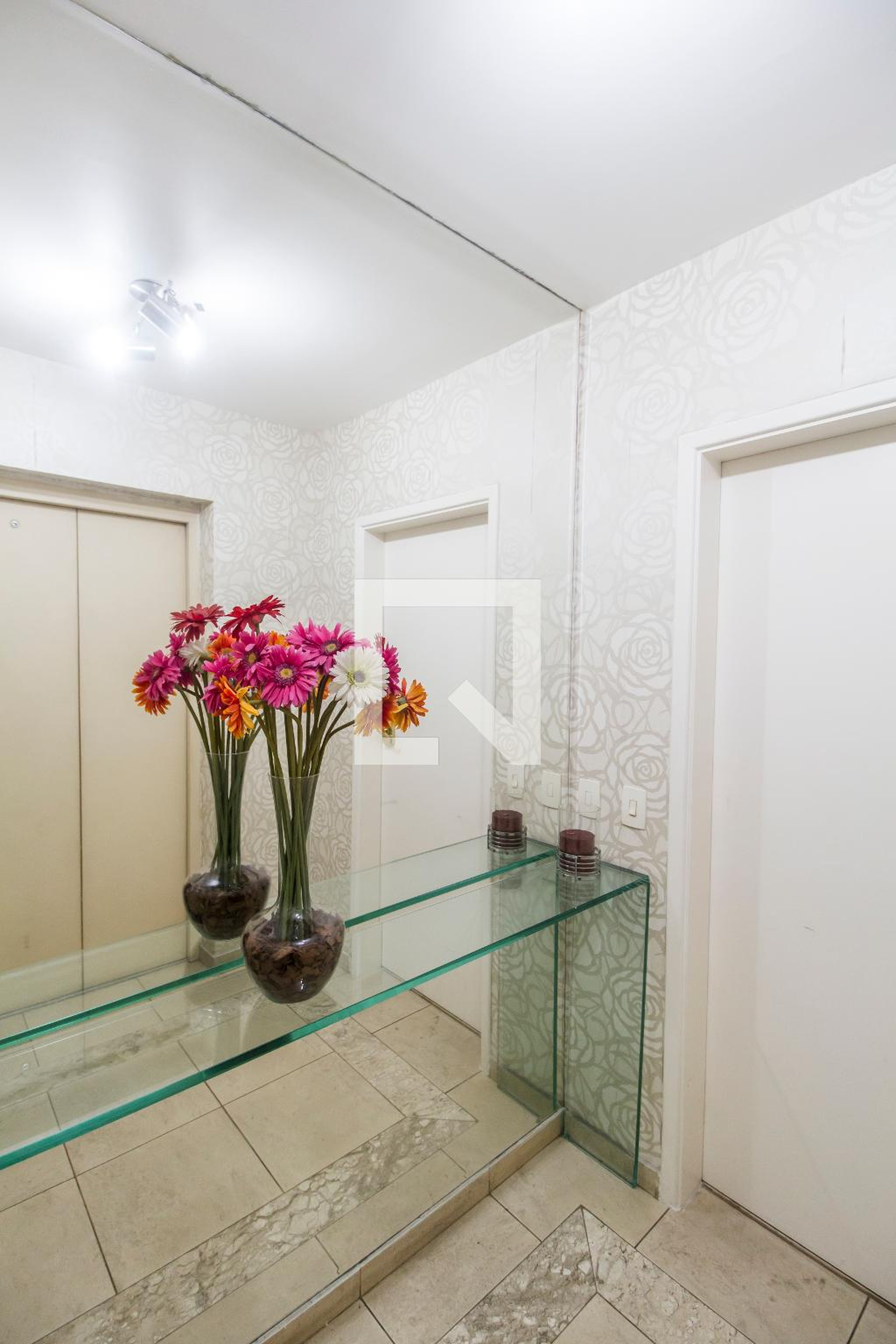 Hall de entrada - Mont Blanc