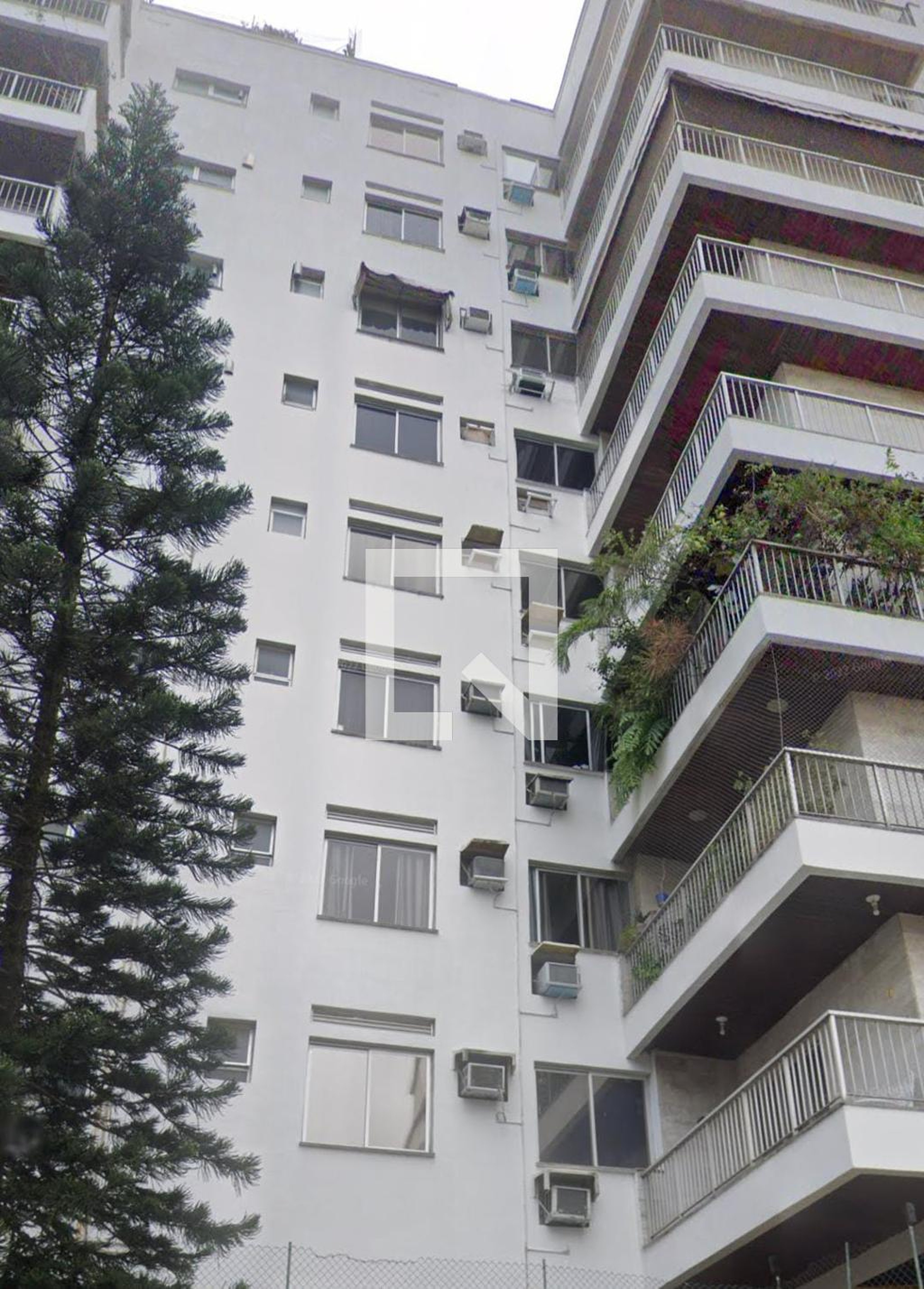 Fachada do Prédio Edificio Joia Valansi