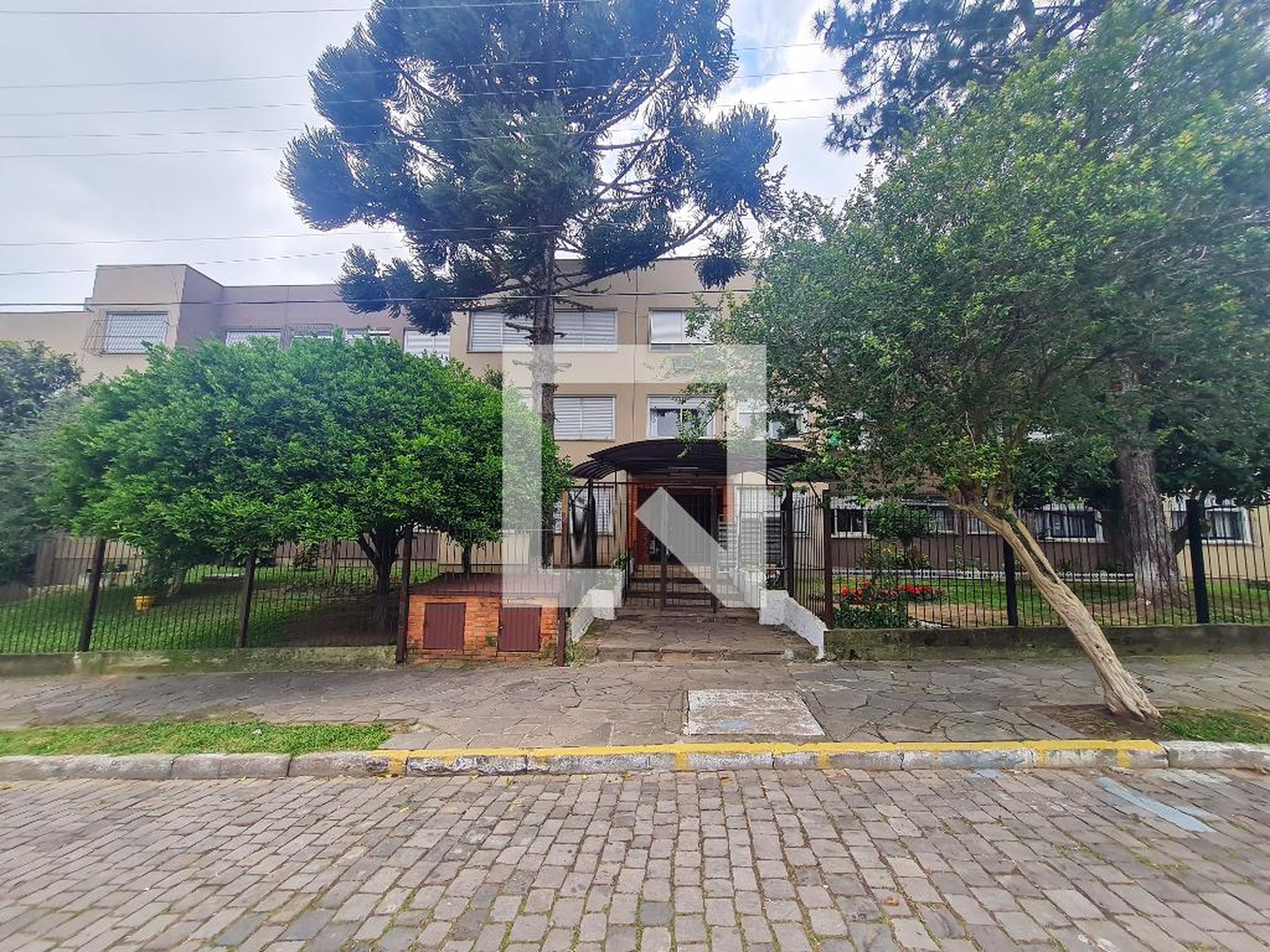 Fachada Condomínio em Rua Luís Lederman, 600