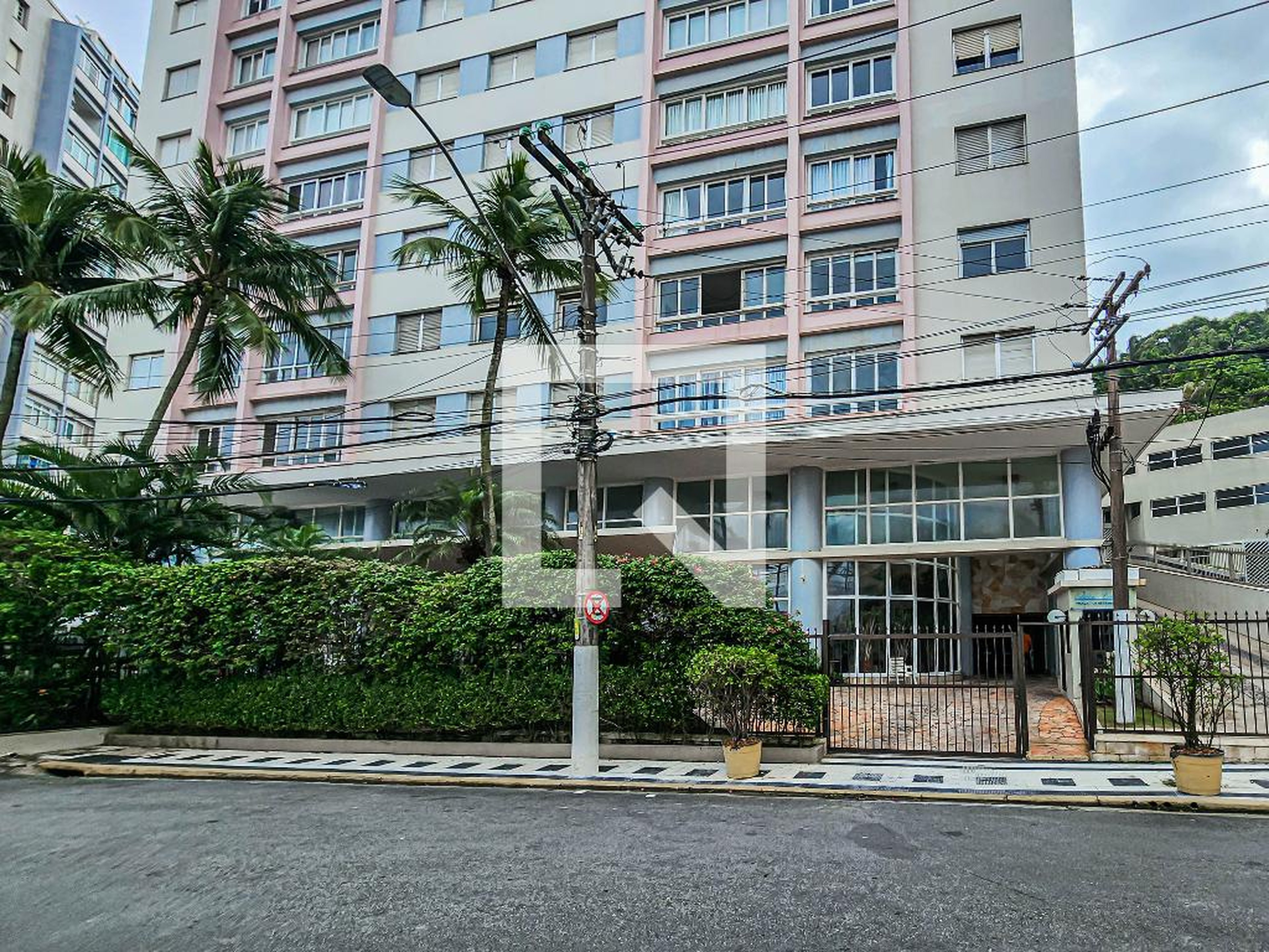 Fachada do Prédio Condomínio Columbia