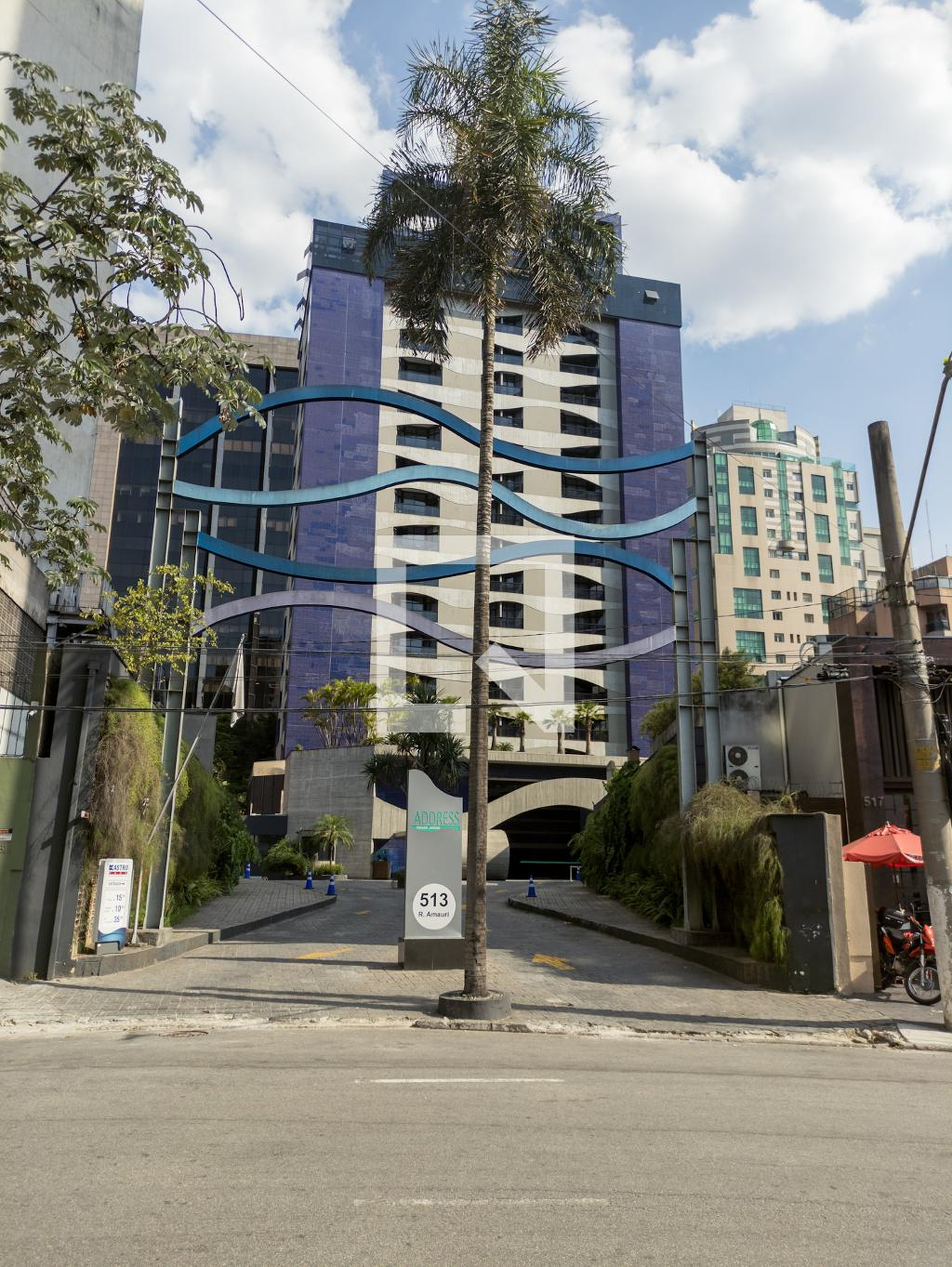 Fachada do Prédio Condomínio Address