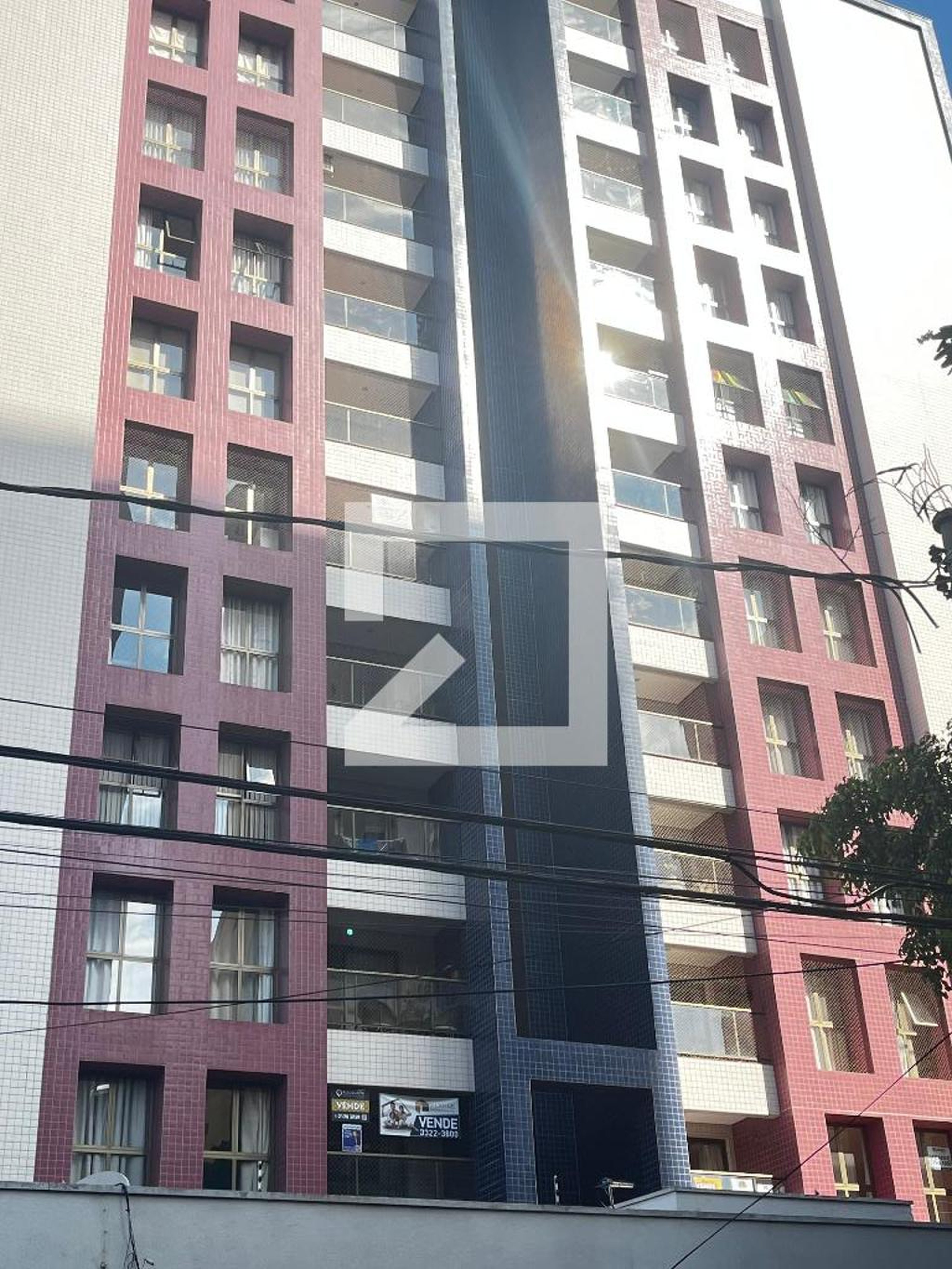 Fachada Condomínio Maison Fontaine Bleau