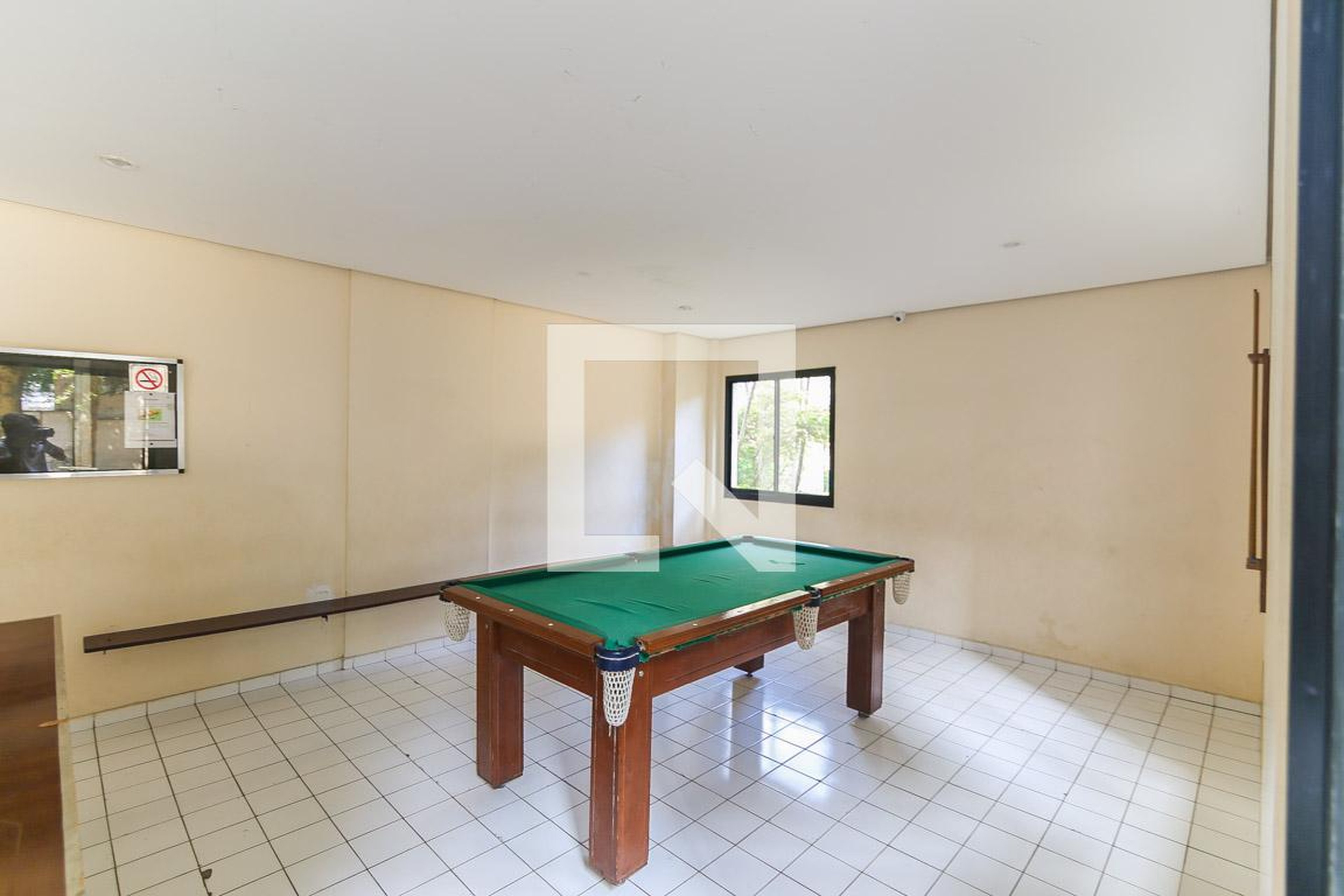 Sala de Jogos - Residencial Torres do Taboão