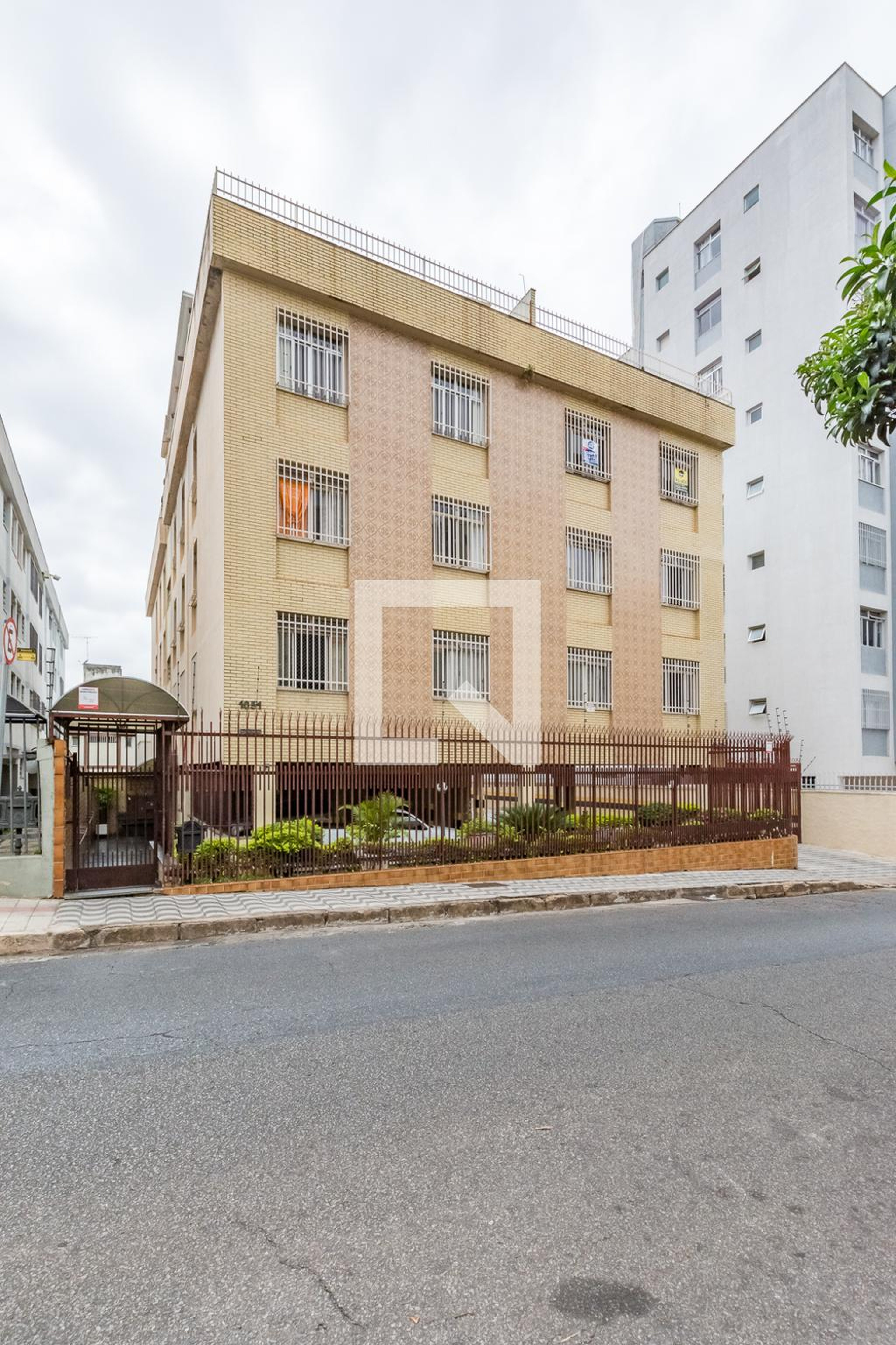 Fachada Edifício Cá Te Espero