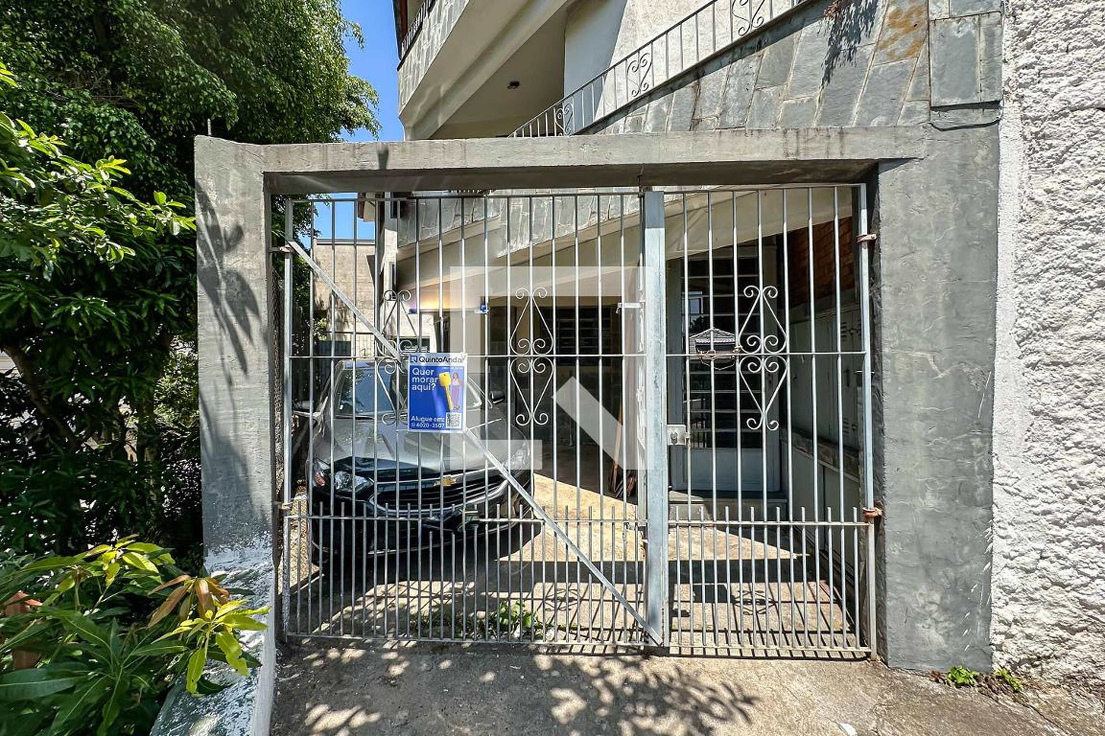 Fachada Condomínio em Rua Araçoiaba da Serra, 152