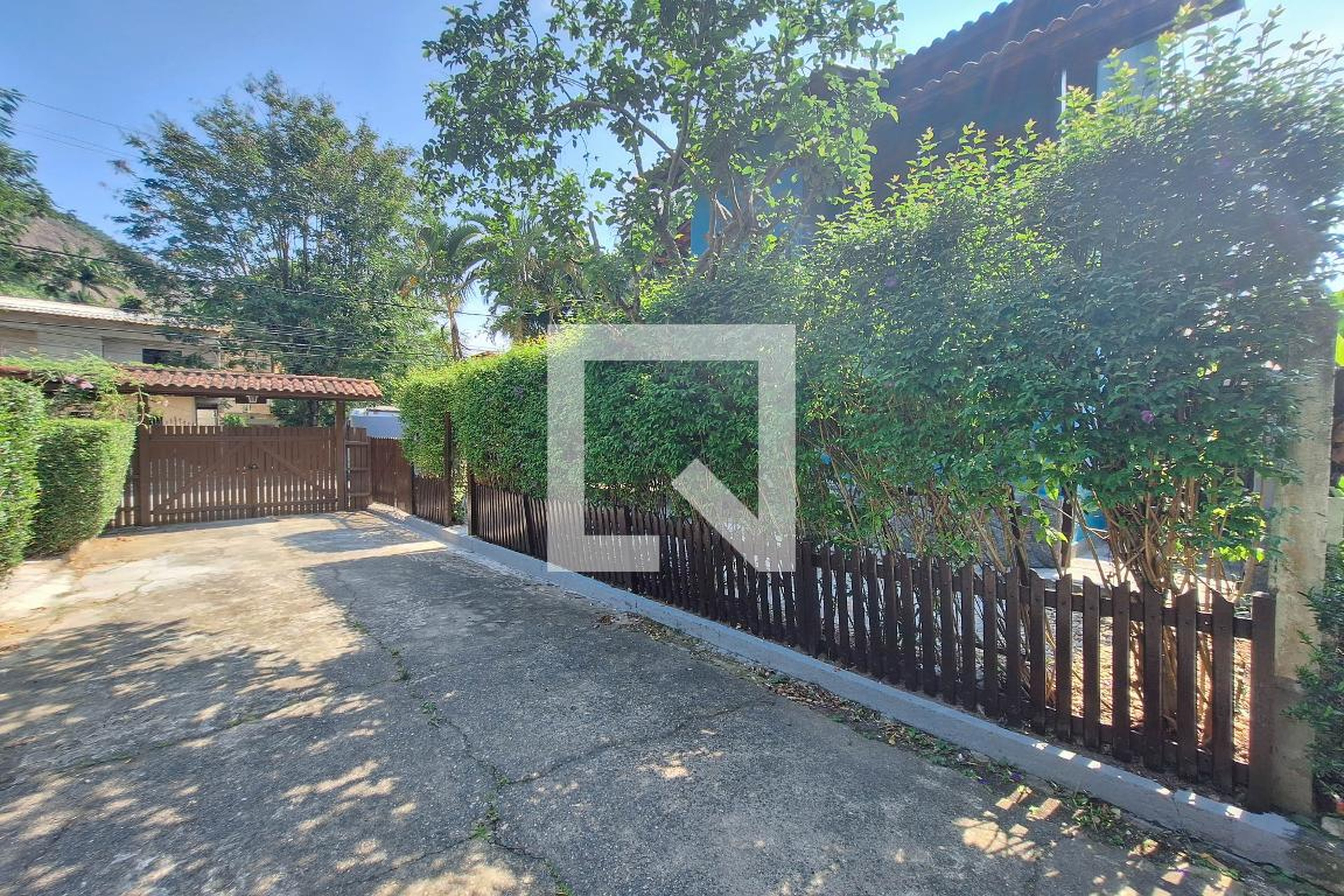 Fachada Condomínio em Rua Promotor Fernando Peixoto, 305