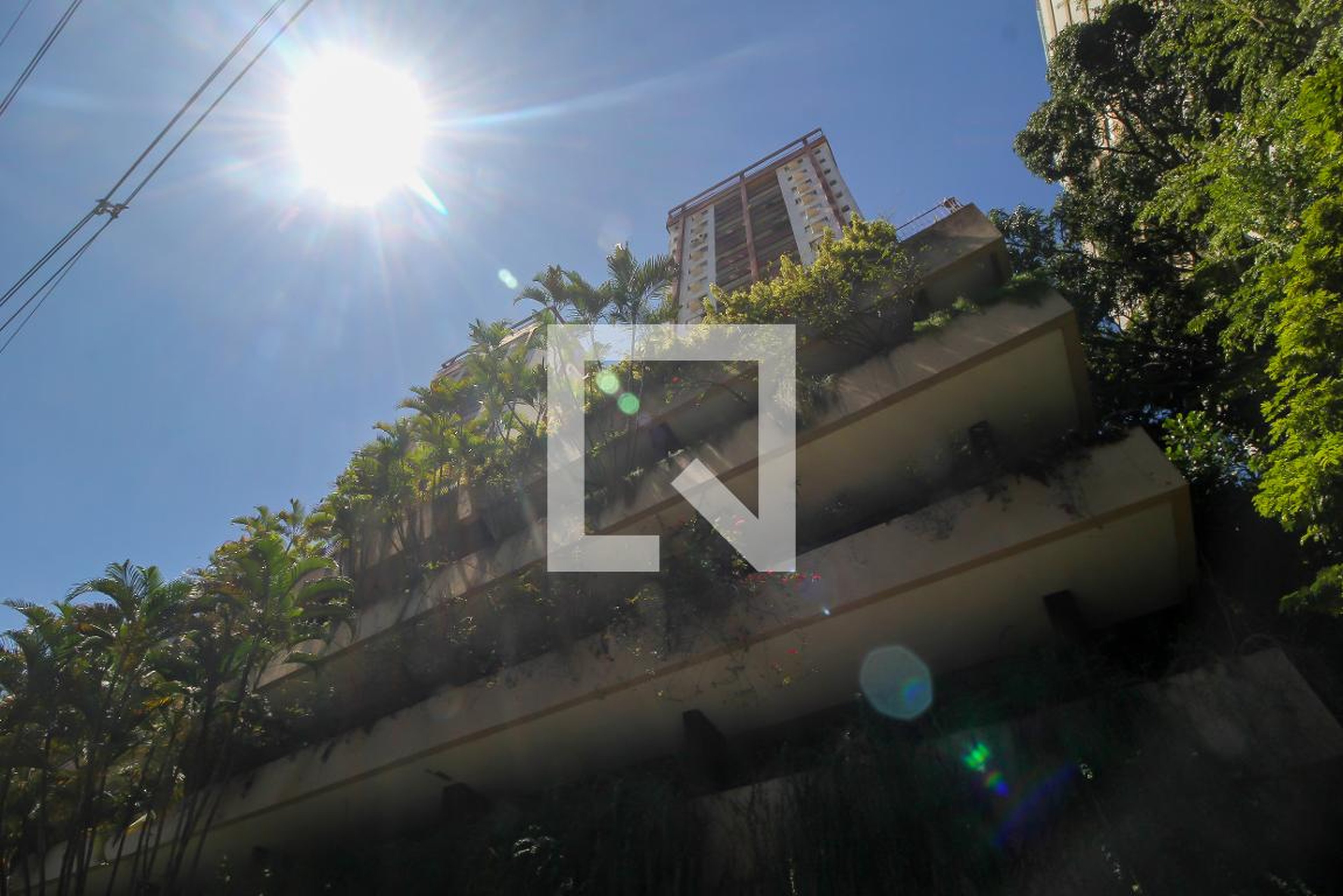 Fachada do Prédio Condomínio Chácara dos Pinheiros