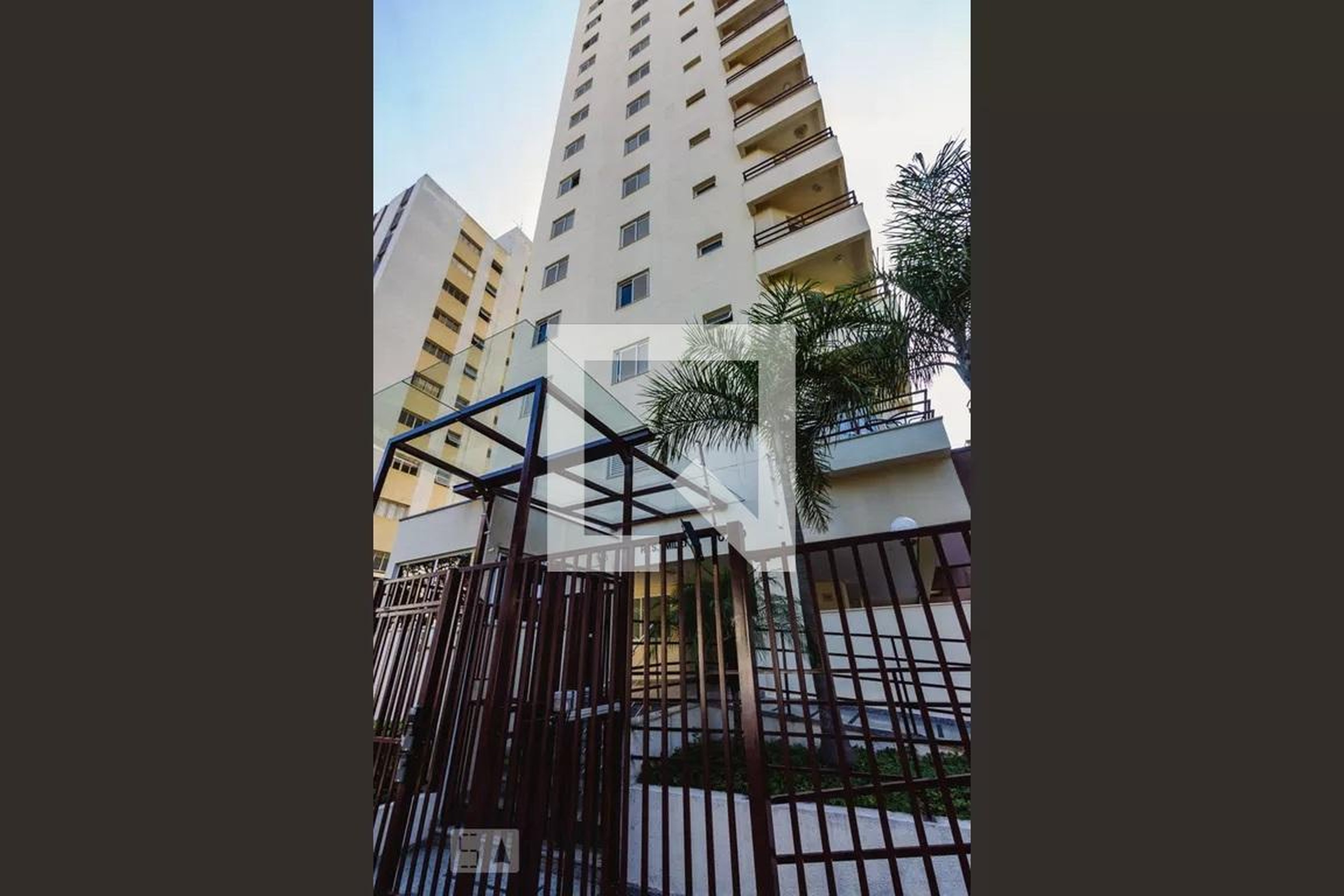 Fachada Condomínio em Alameda Nothmann, 80