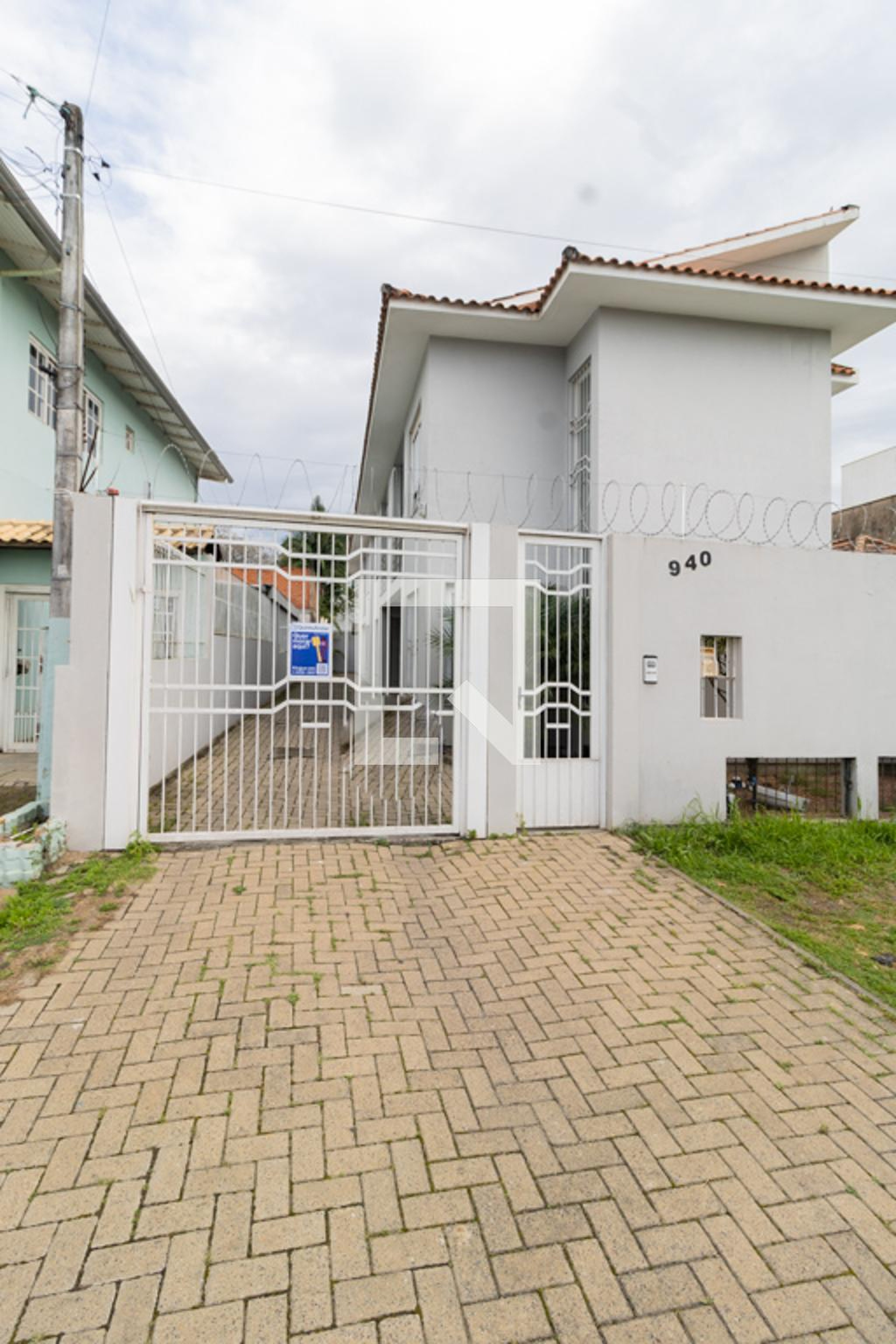 Fachada do Condomínio Condomínio em Rua Coronel Vicente, 940