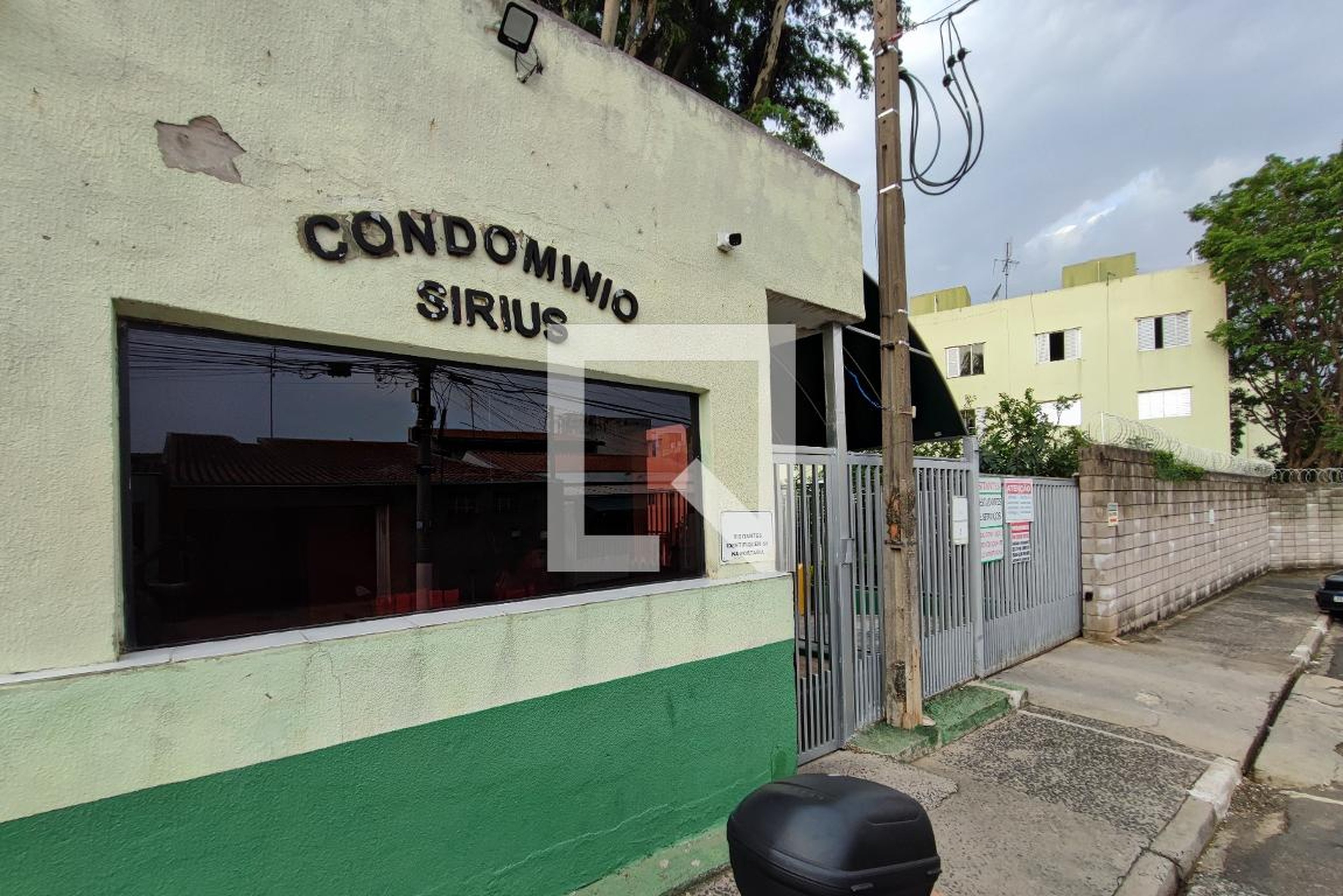 Fachada do Condomínio Condomínio em Avenida Padre Manoel da Nóbrega, 243