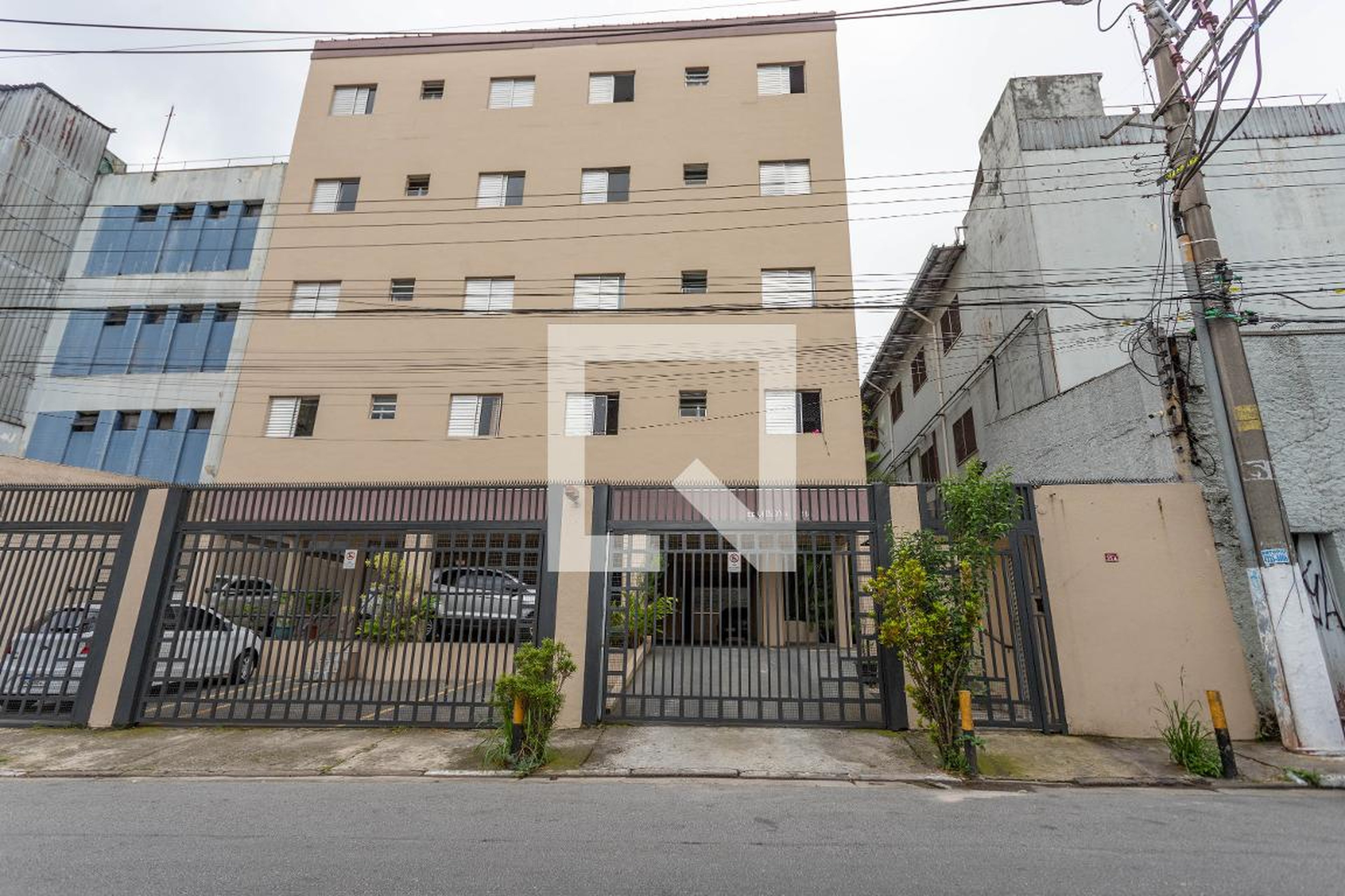 Fachada do Prédio Condomínio em Rua João Coelho de Souza, 214