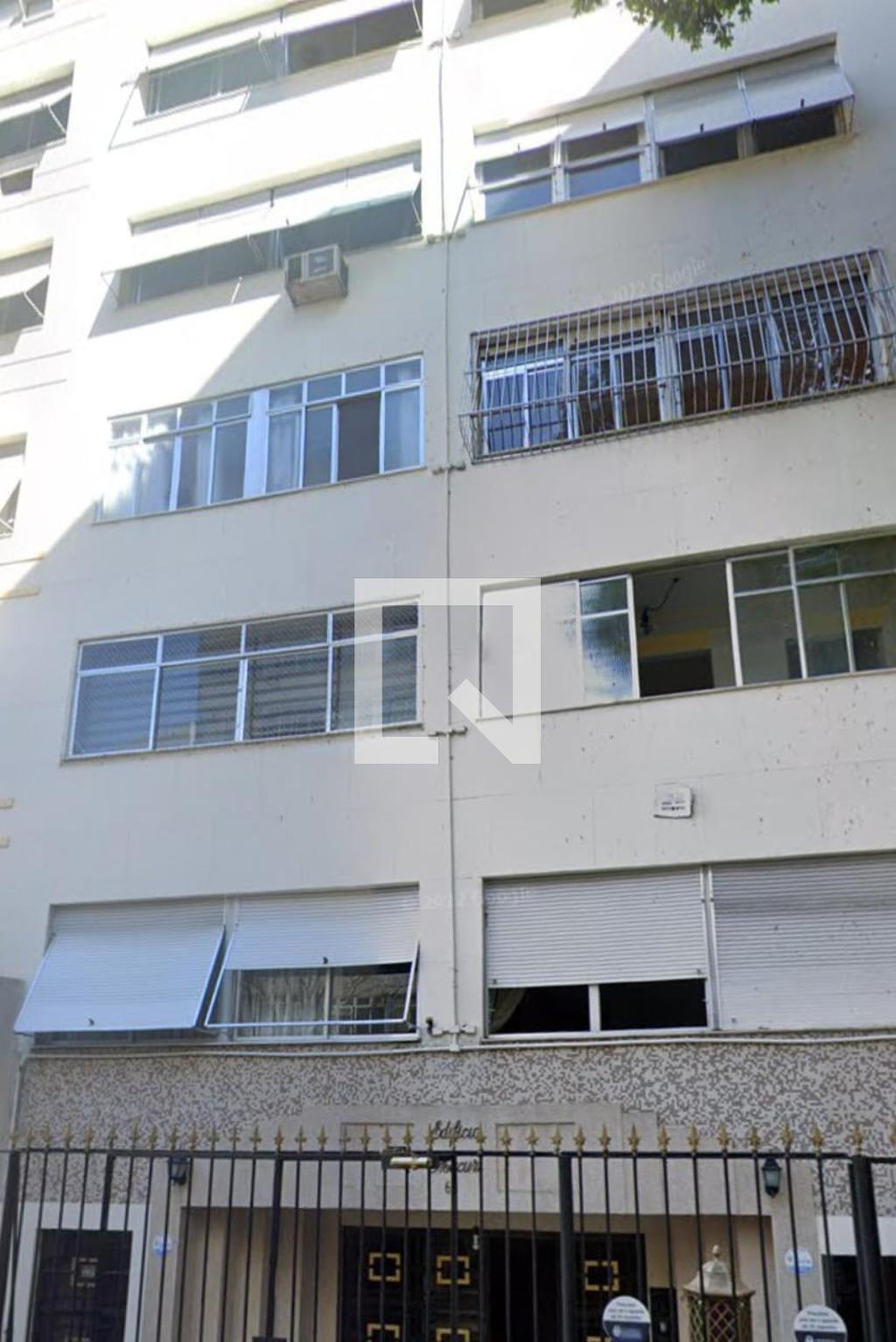 Fachada do Prédio Condomínio em Praça Almirante Jaceguaí, 61