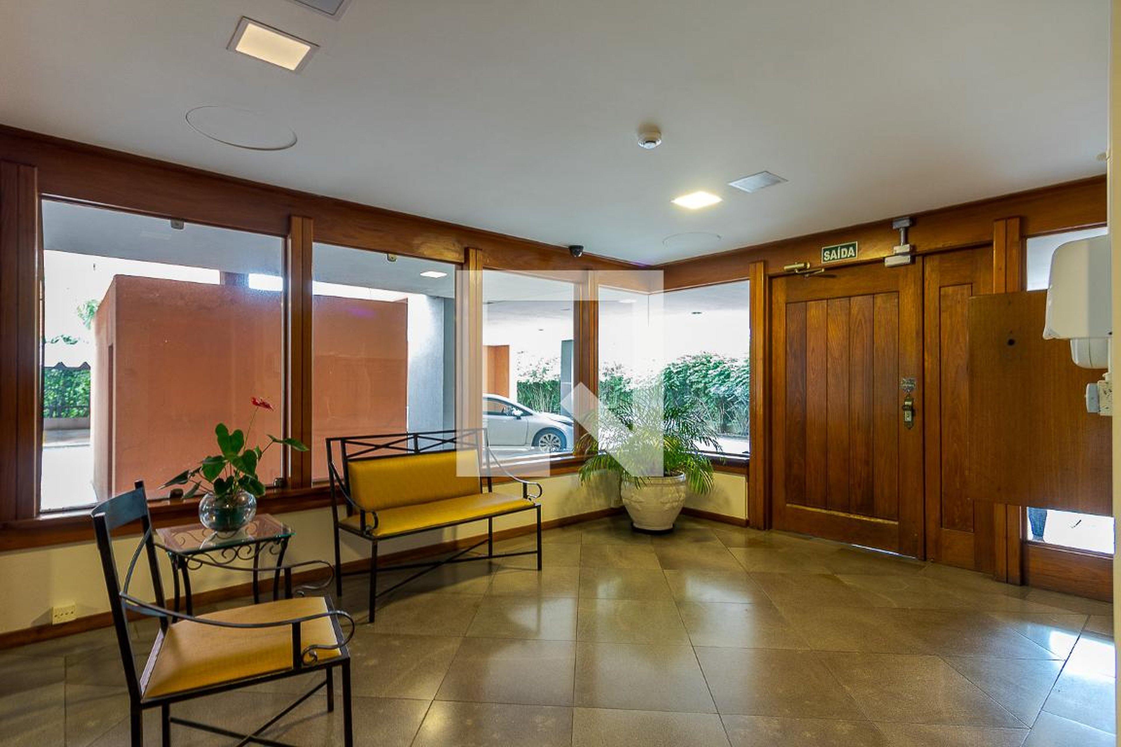 Hall Social - Country Boulevard