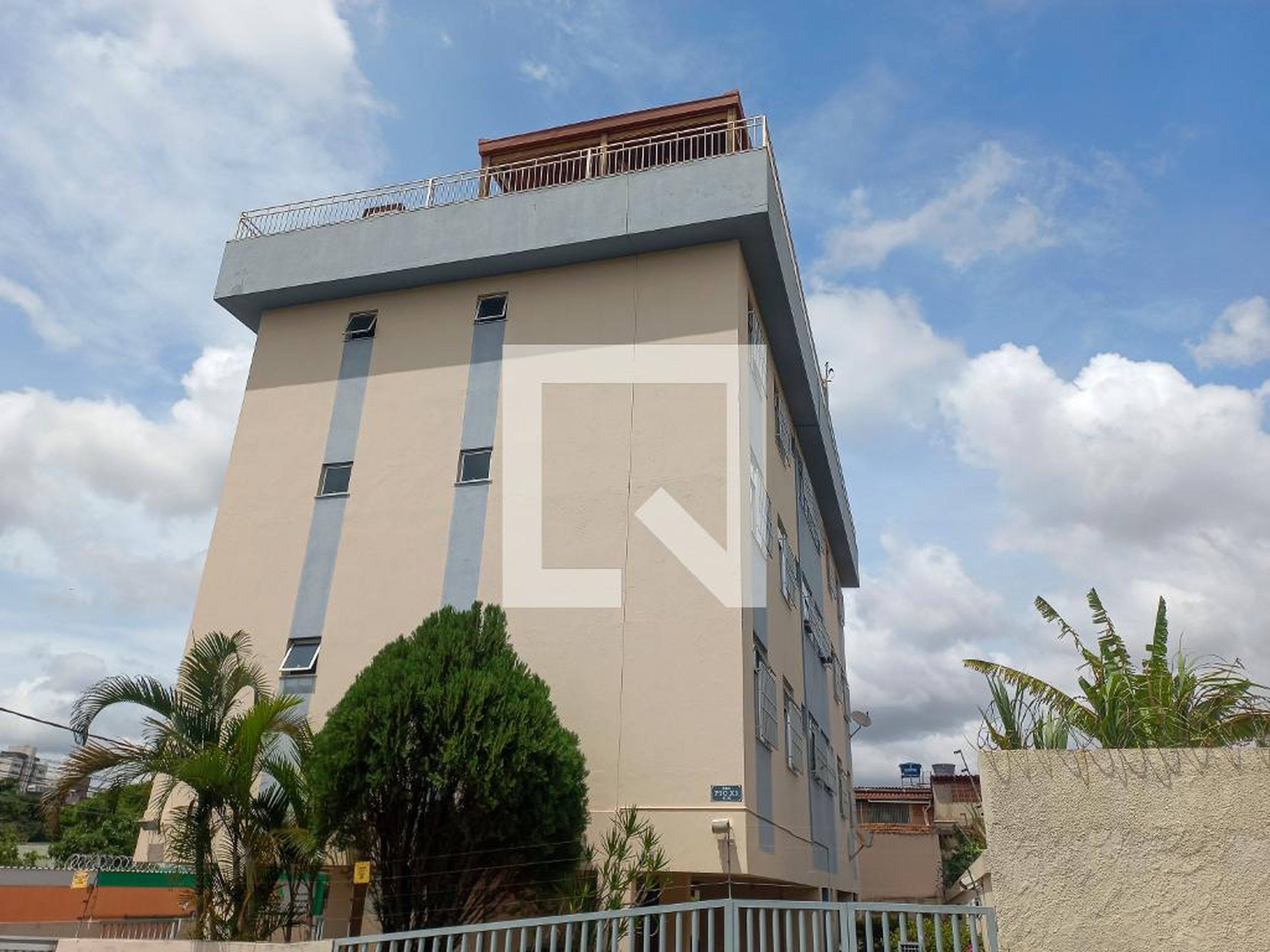 Fachada Condomínio em Rua Pio XI, 616