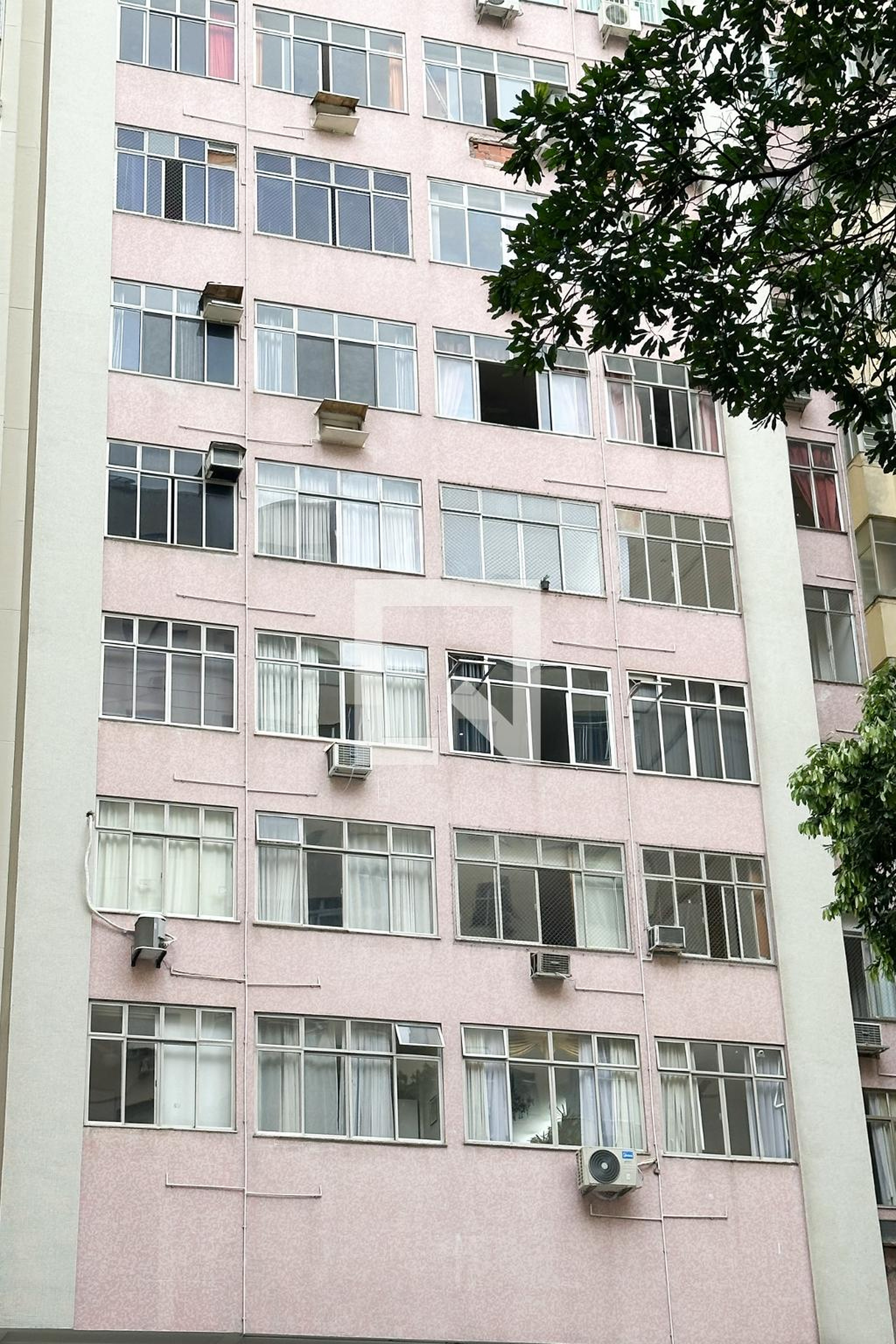 Fachada Edifício Silverstone