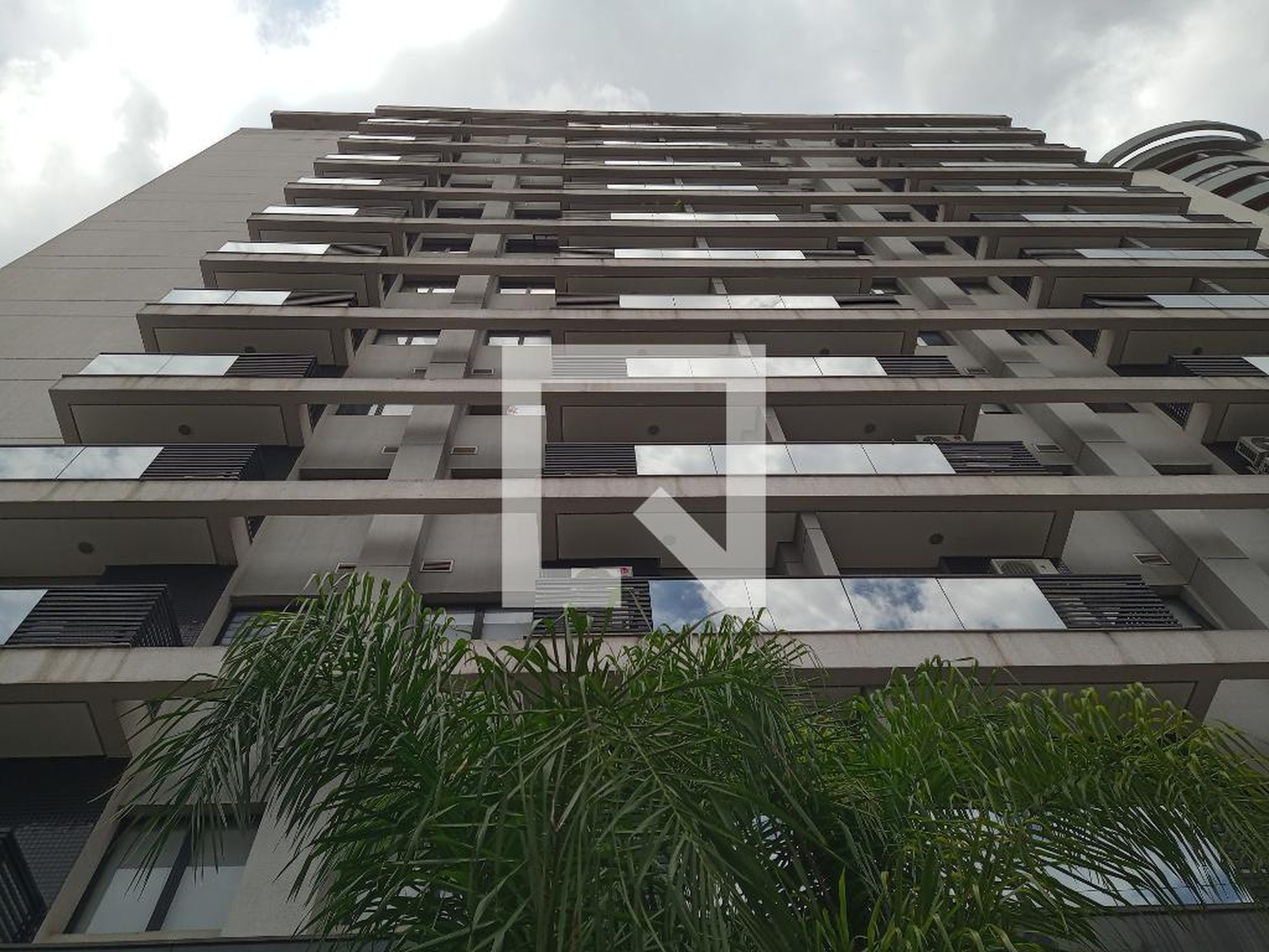 Fachada Condomínio em Rua Bom Pastor, 2100