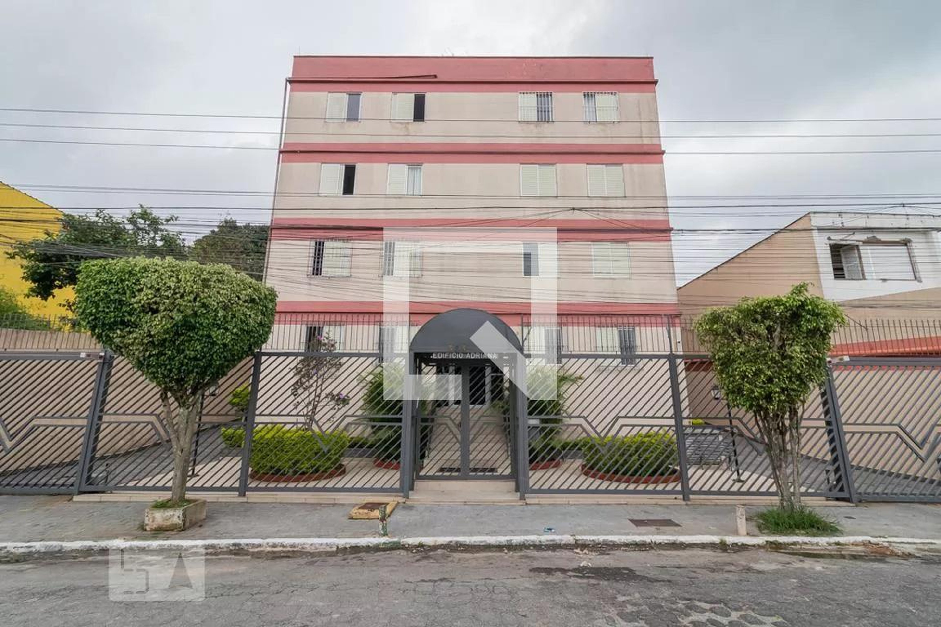 Fachada Condomínio Adriana