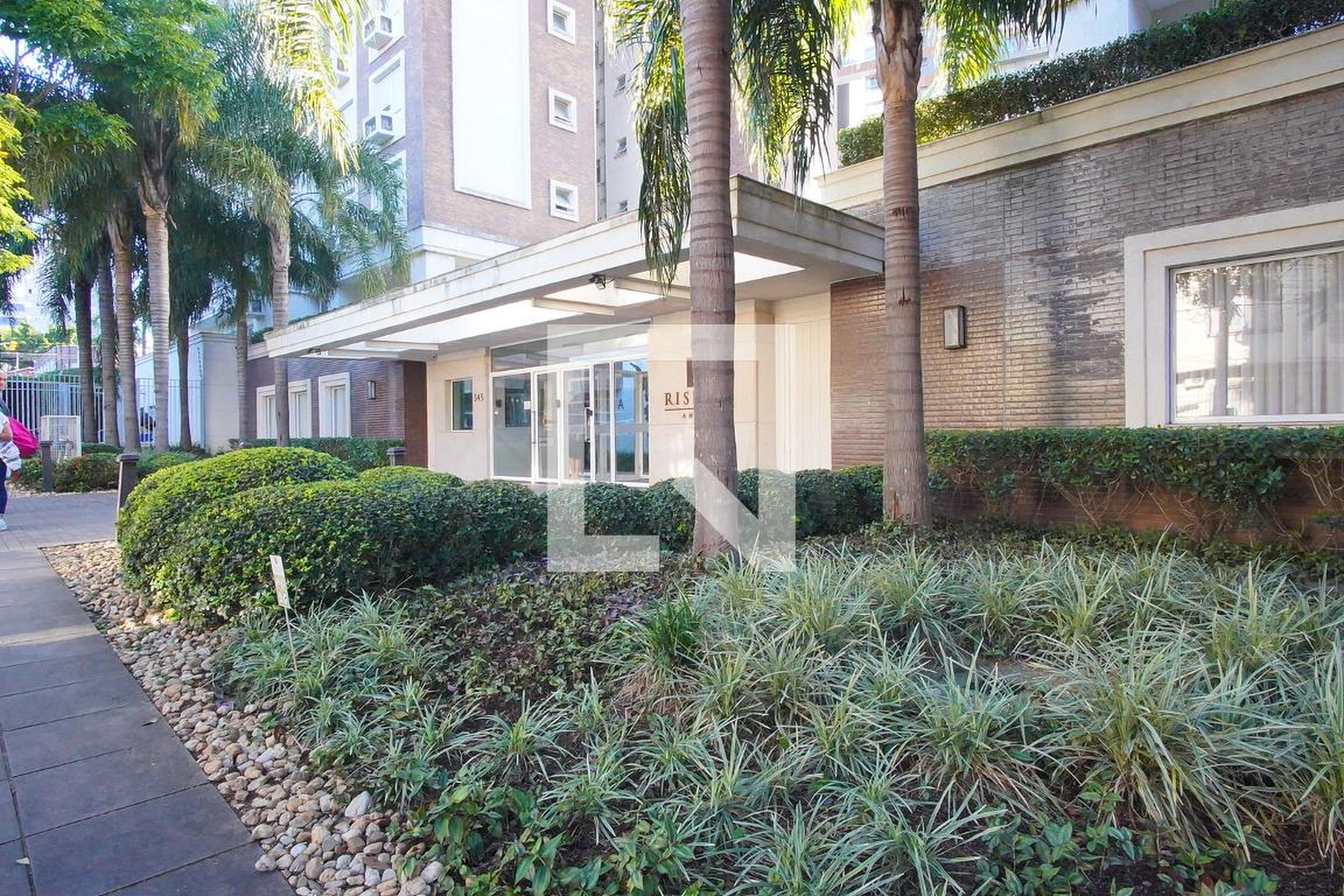 Fachada do Prédio Condomínio Riserva Anita