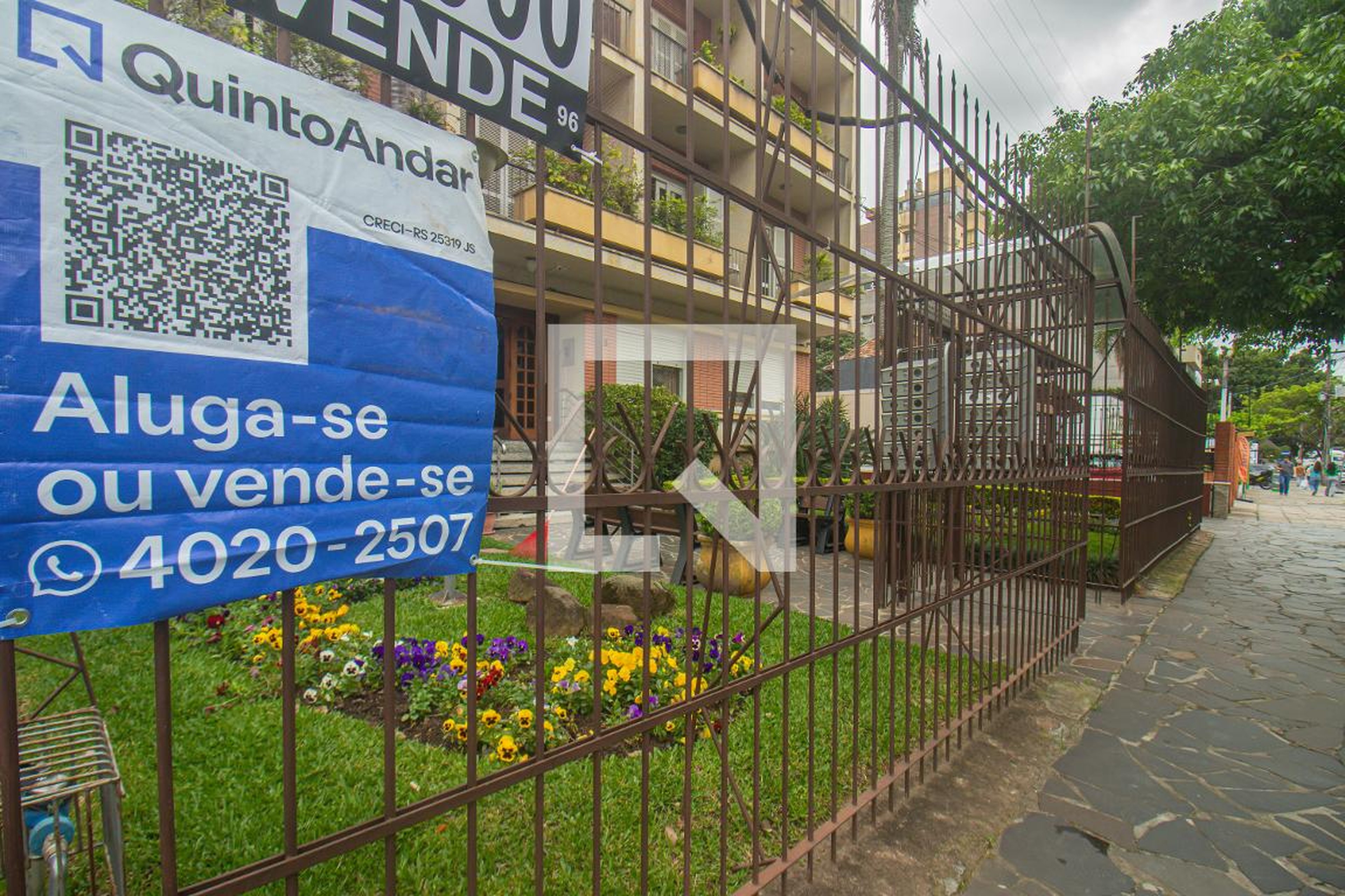 Fachada Condomínio em Rua Silva Jardim, 213