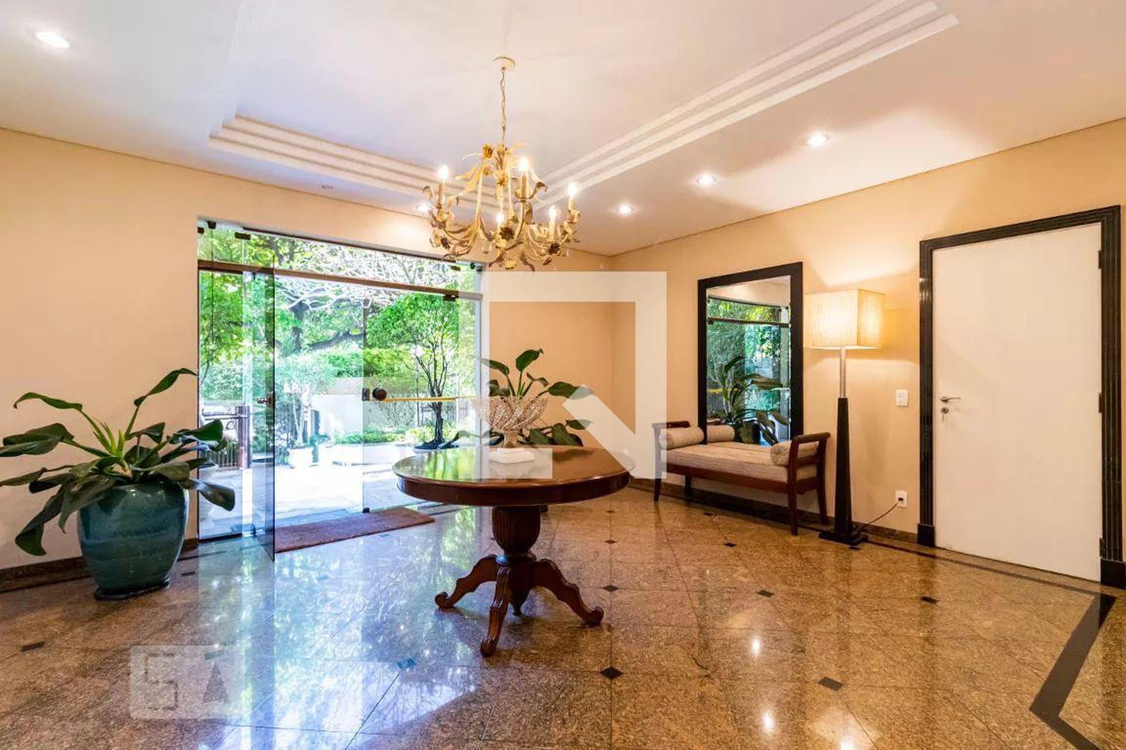 Hall de Entrada - Solar da Aclimação