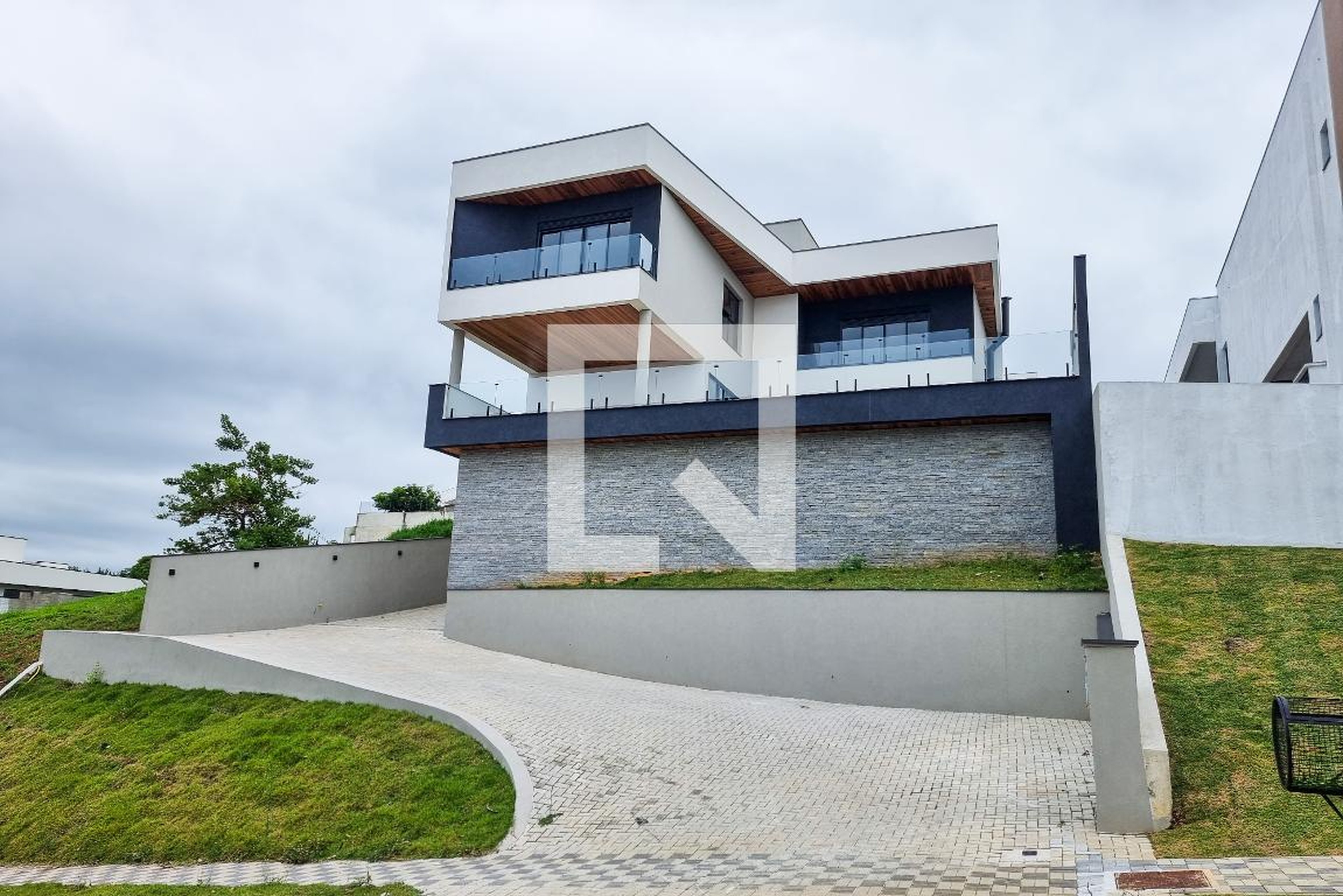 Fachada Condomínio em Alameda Vitor Brecheret, 55