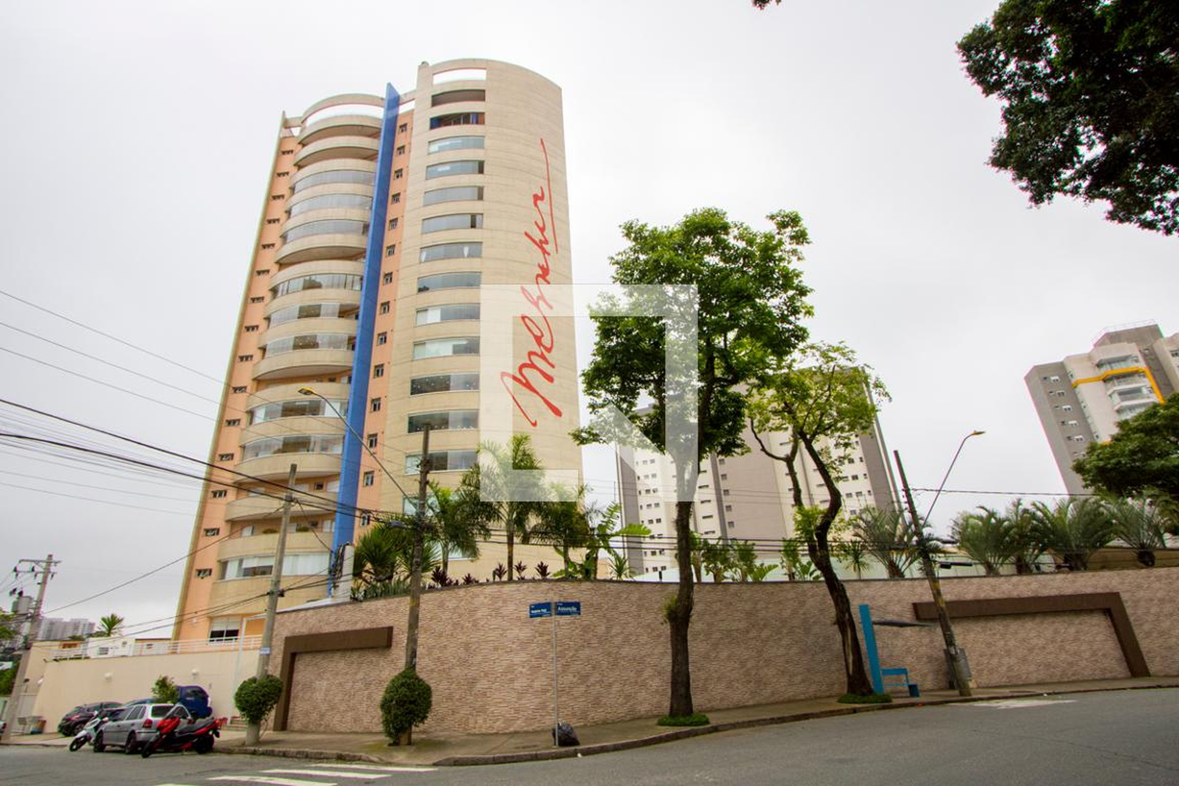 Fachada Condomínio Ed Escher