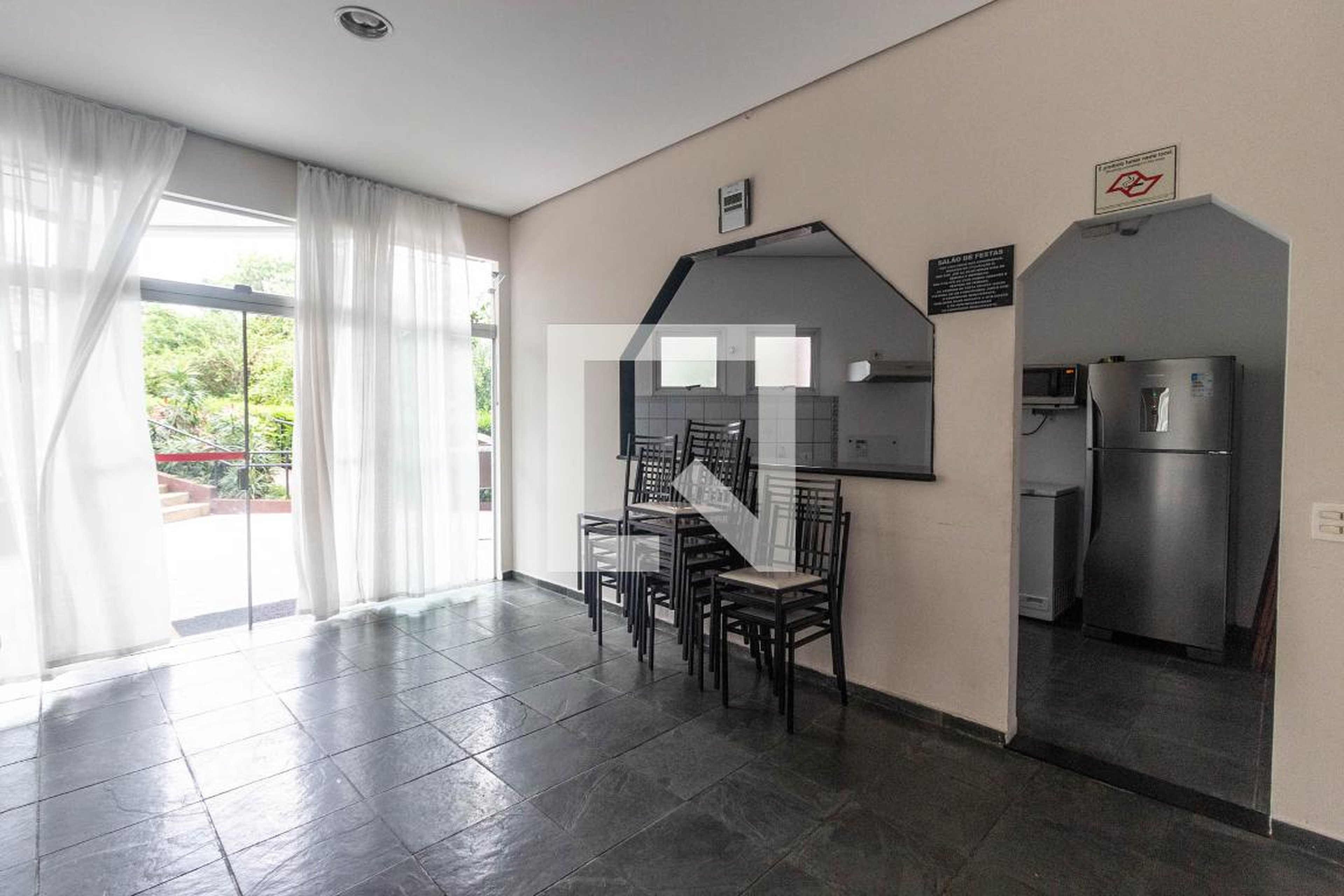 Salão de festas - Easy Life