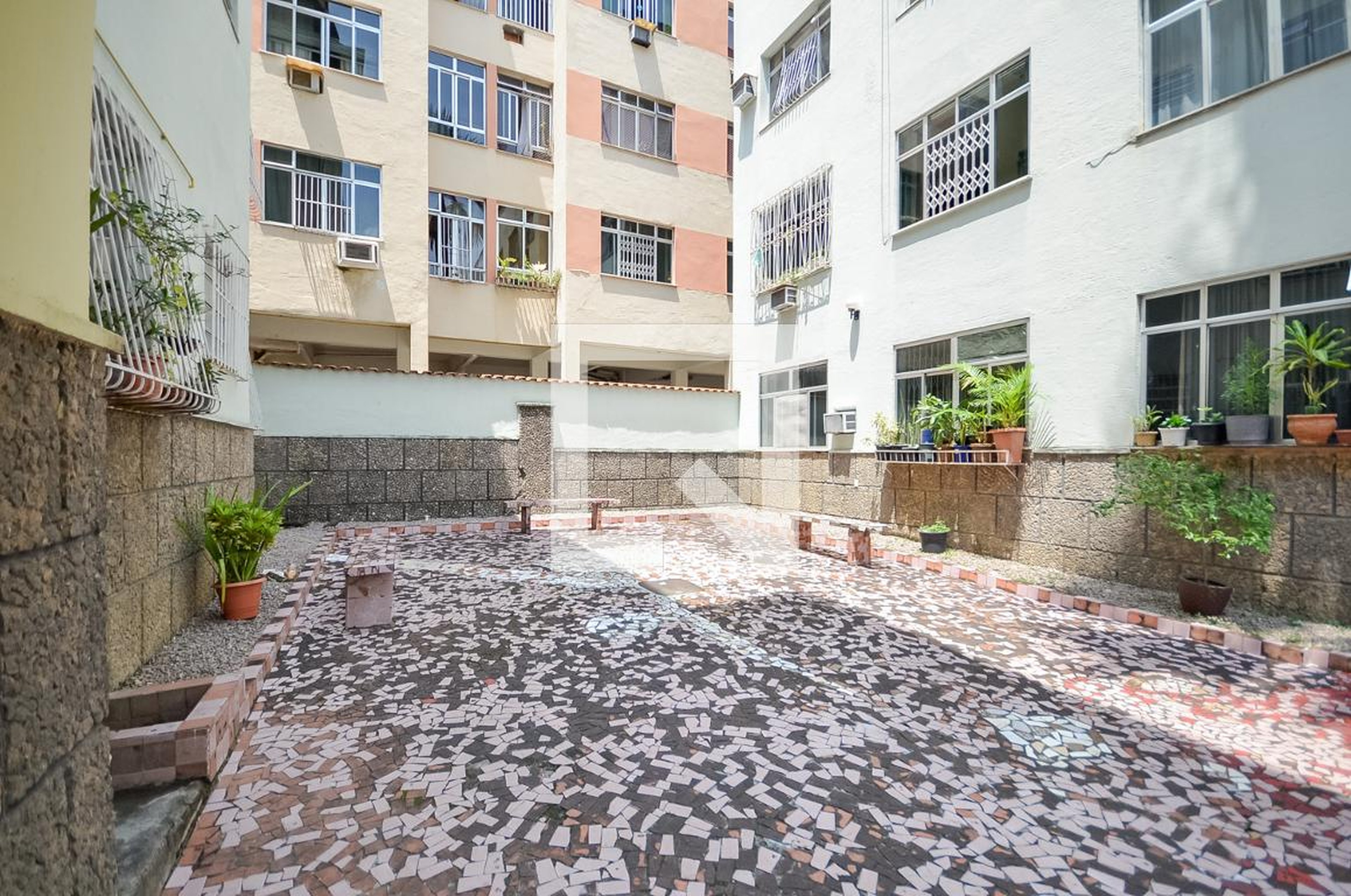 Área Externa - Edifício Lá Salette