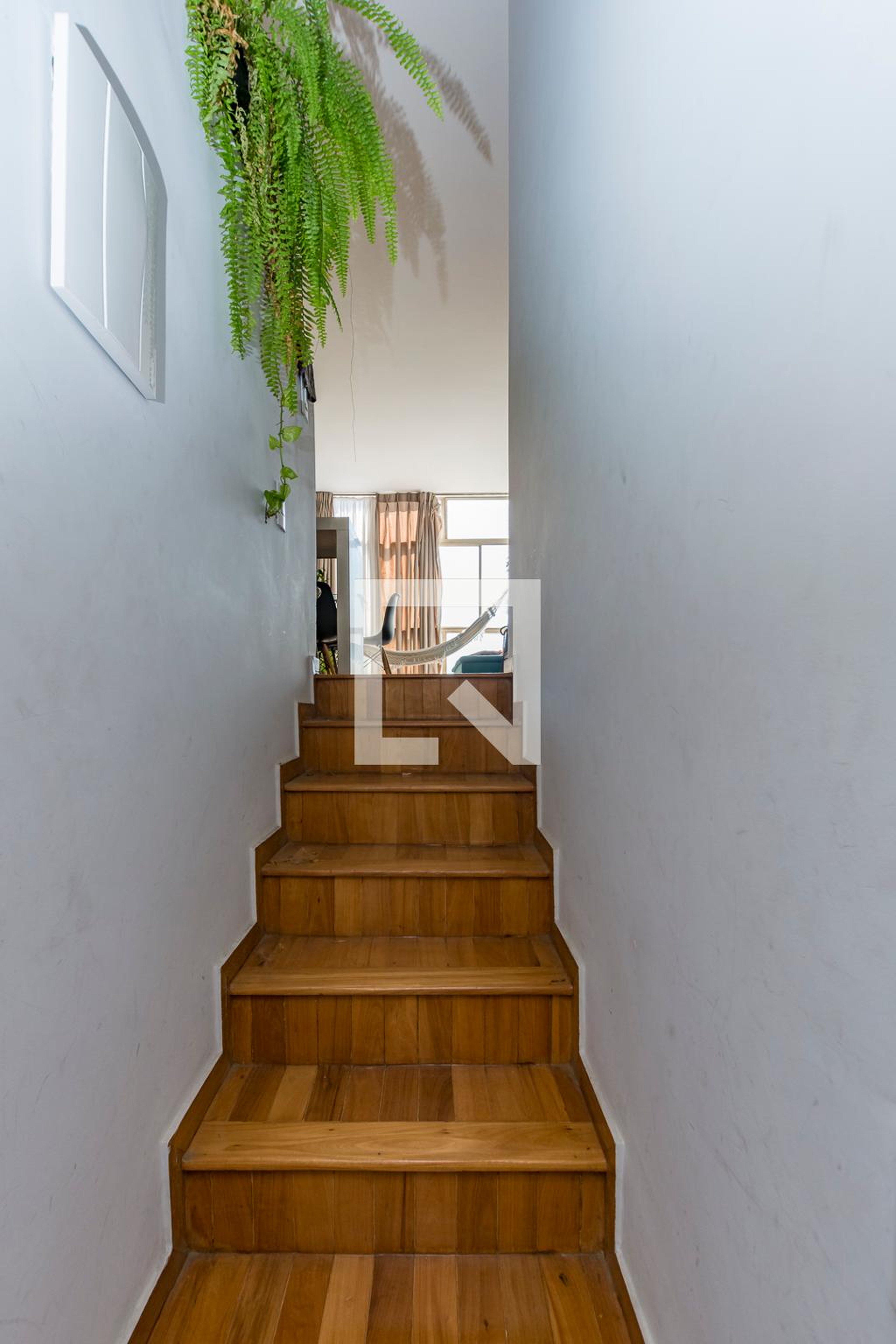 entrada Condomínio em Rua dos Tupis, 2500