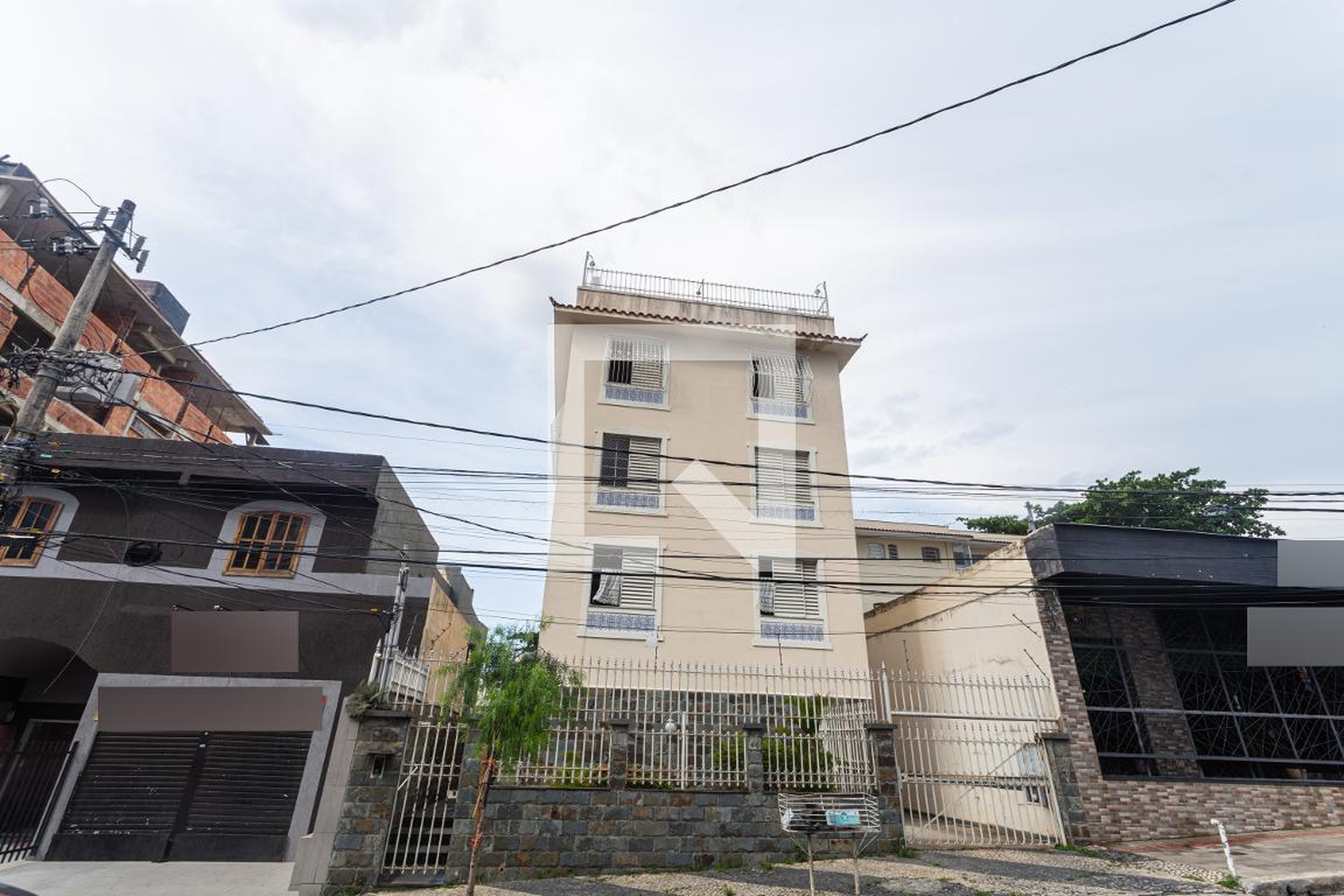 Fachada Condomínio em Rua Professor Pimenta da Veiga, 621