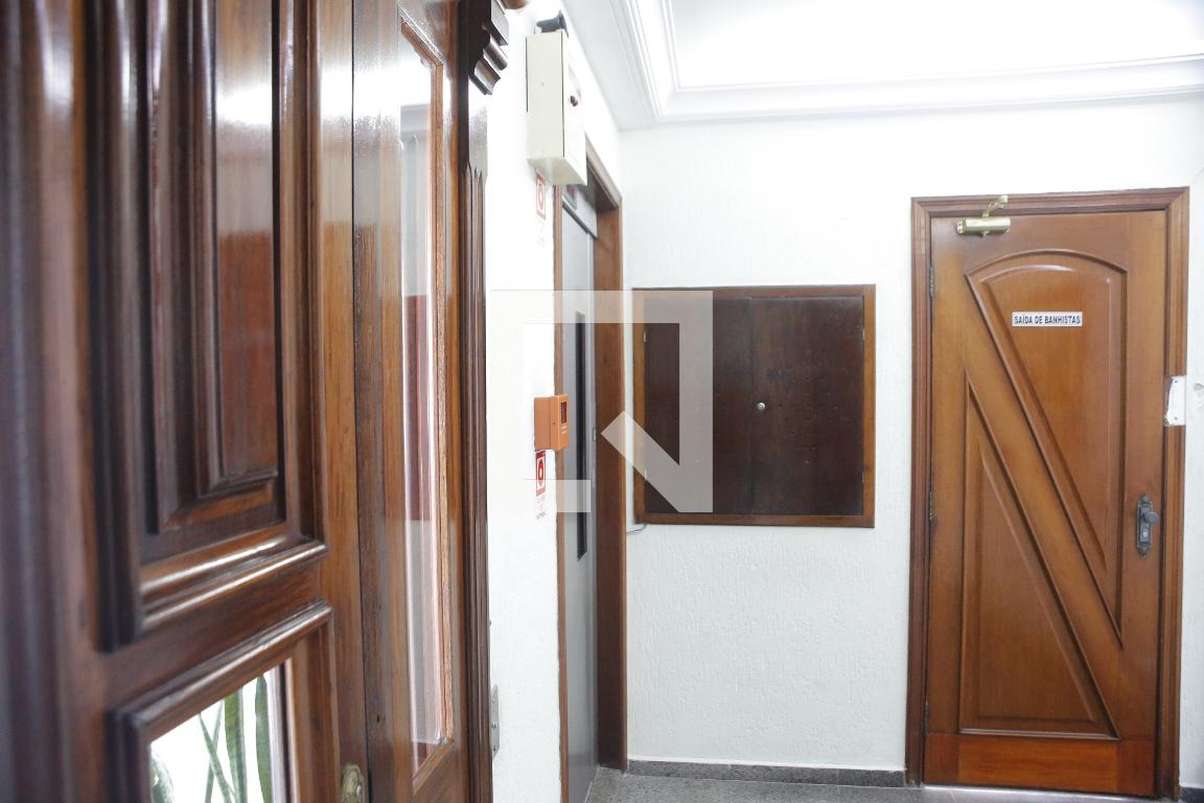 Hall de Entrada Condomínio Gramado VI