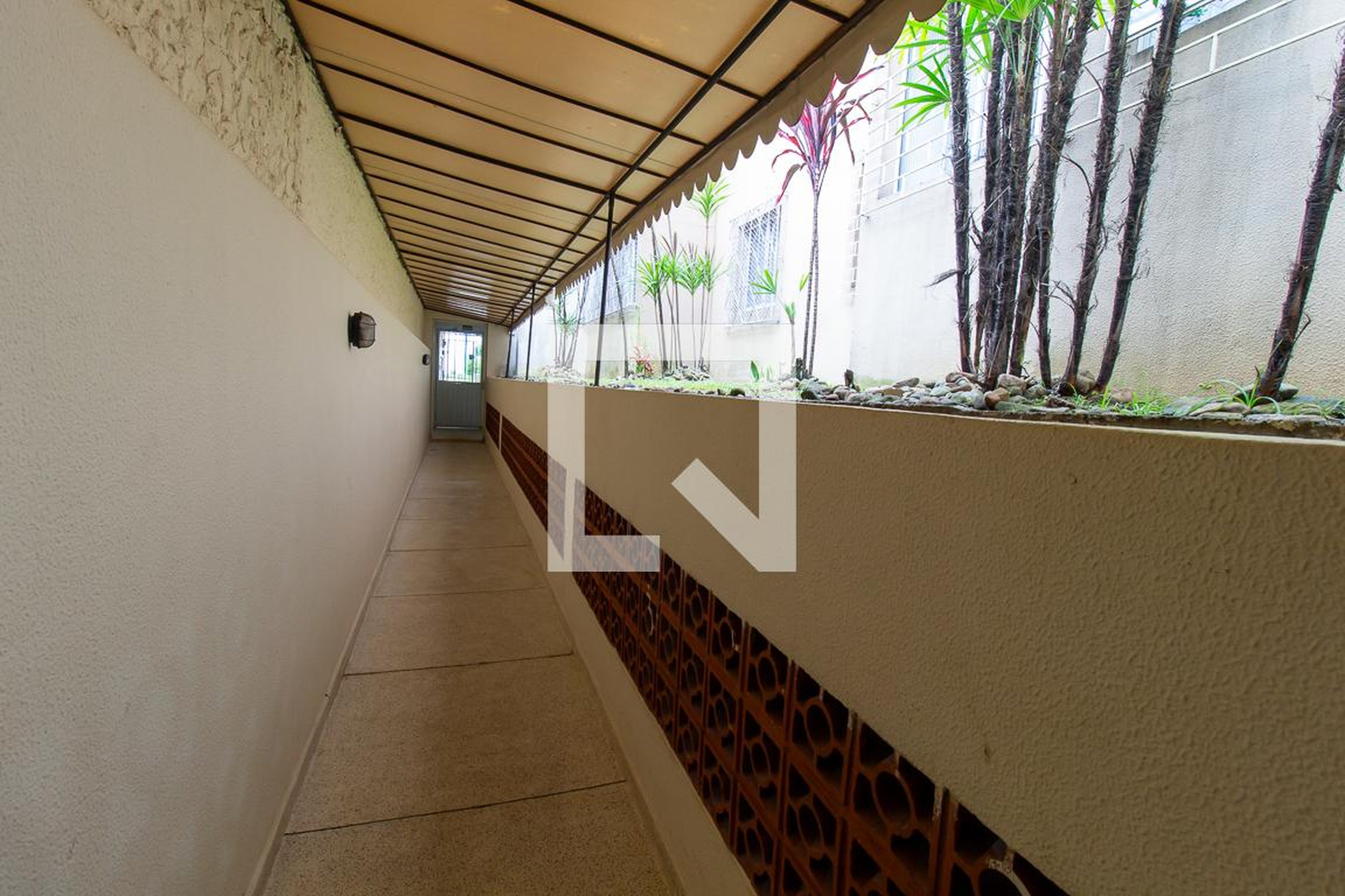 Hall de entrada Condomínio em Rua Santa Catarina, 418